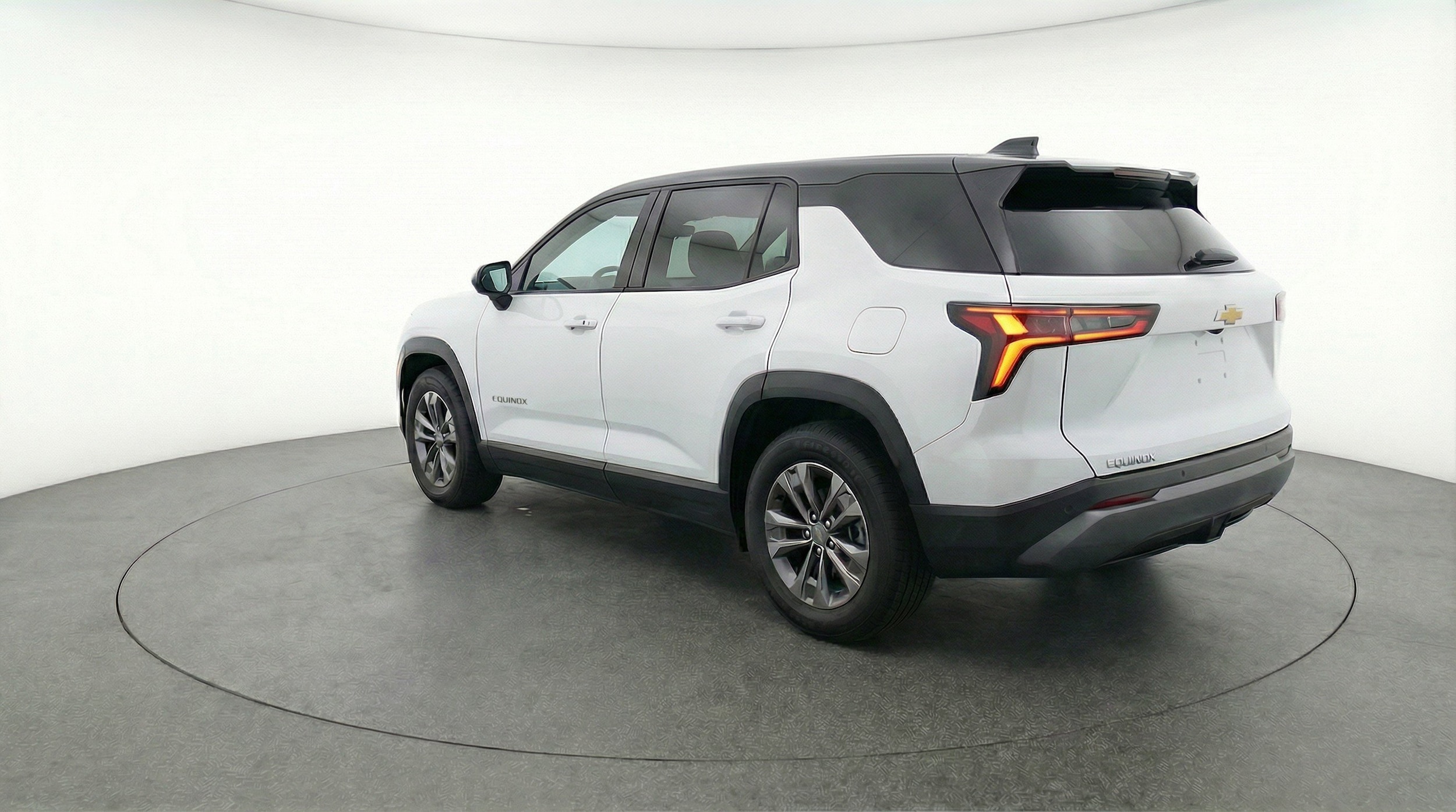 Thumbnail: 2025 Chevrolet Equinox - 6