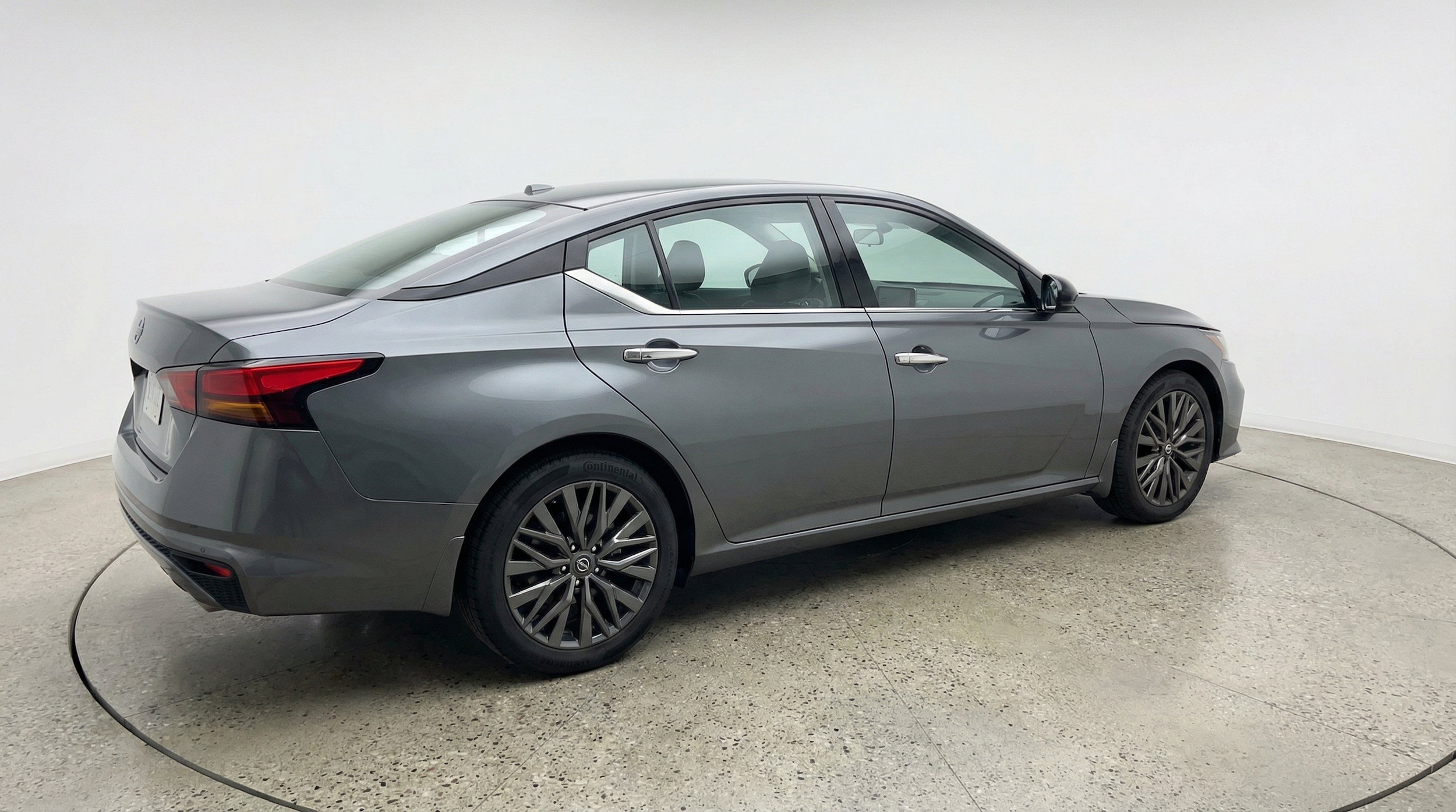 Thumbnail: 2025 Nissan Altima - 9