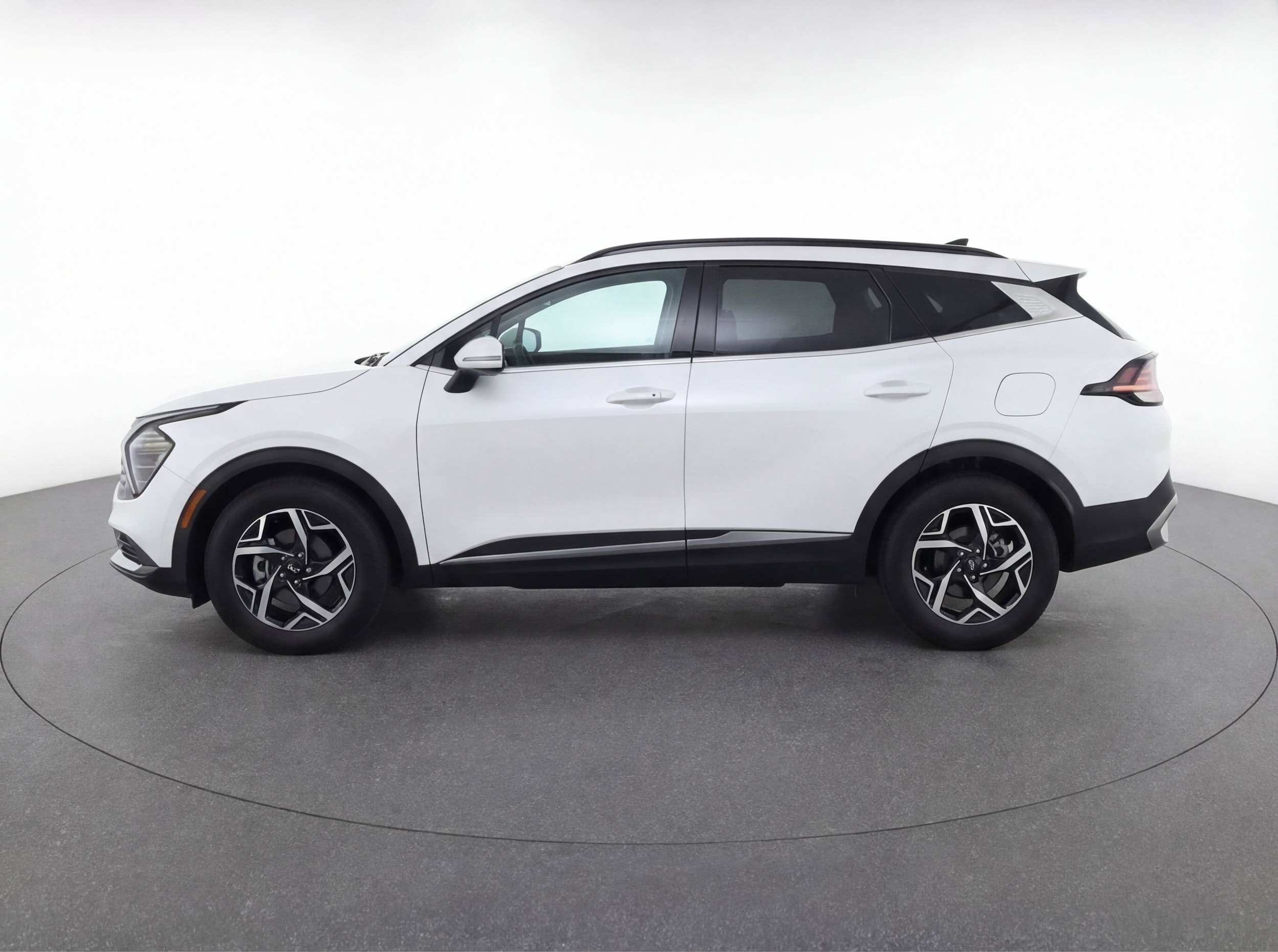 Thumbnail: 2025 Kia Sportage - 5