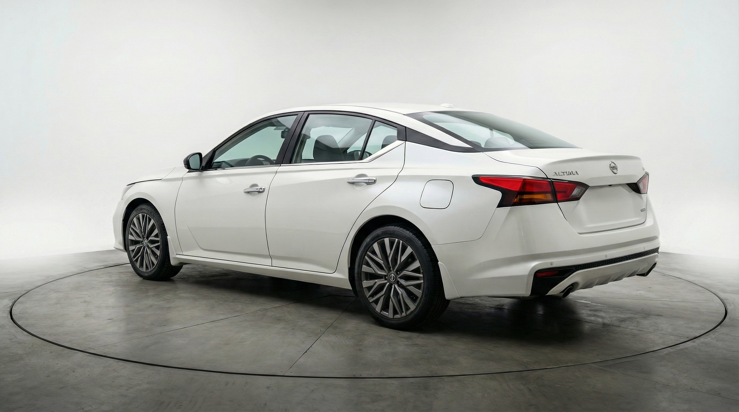 Thumbnail: 2025 Nissan Altima - 6