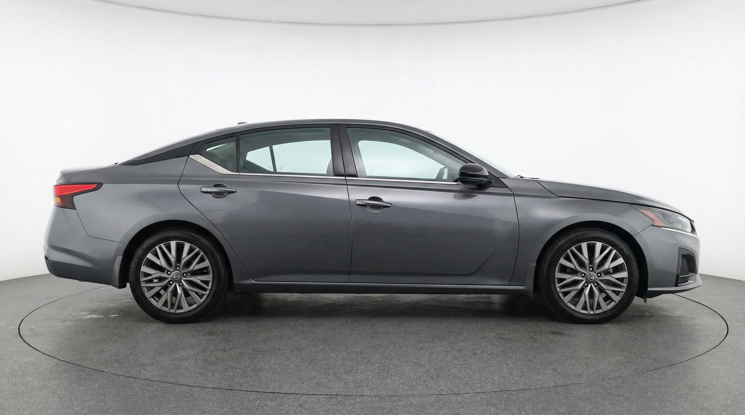 Thumbnail: 2025 Nissan Altima - 11
