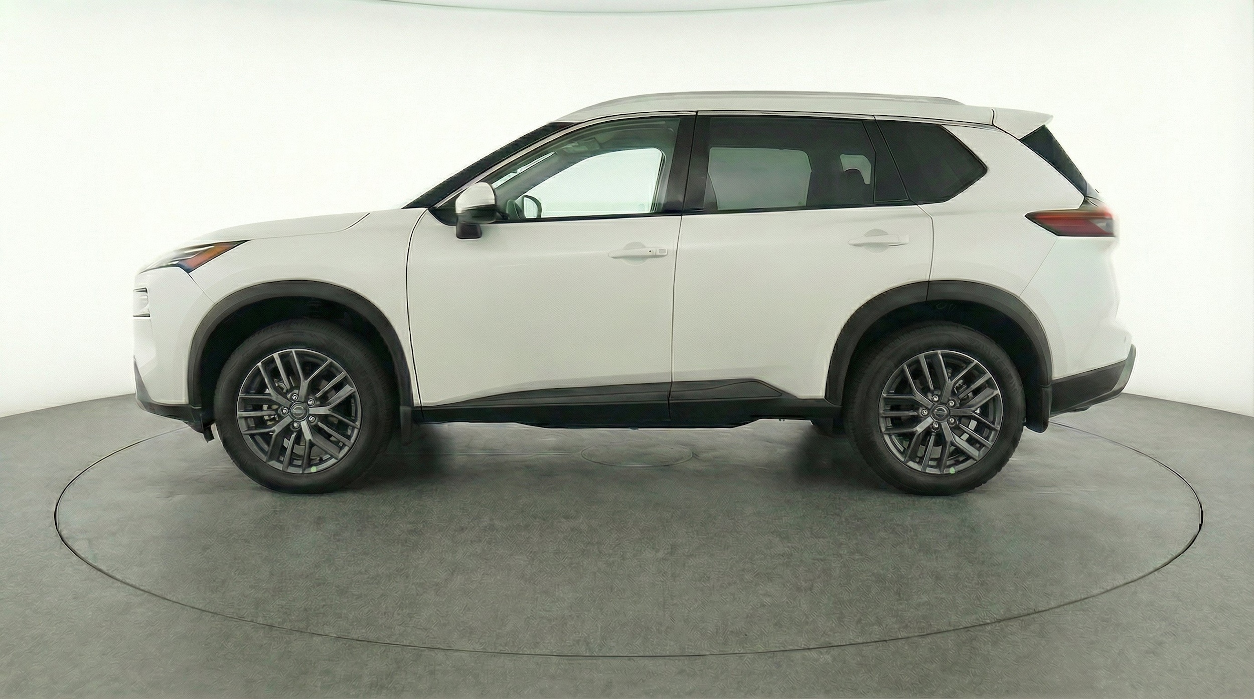 Thumbnail: 2026 Nissan Rogue - 5