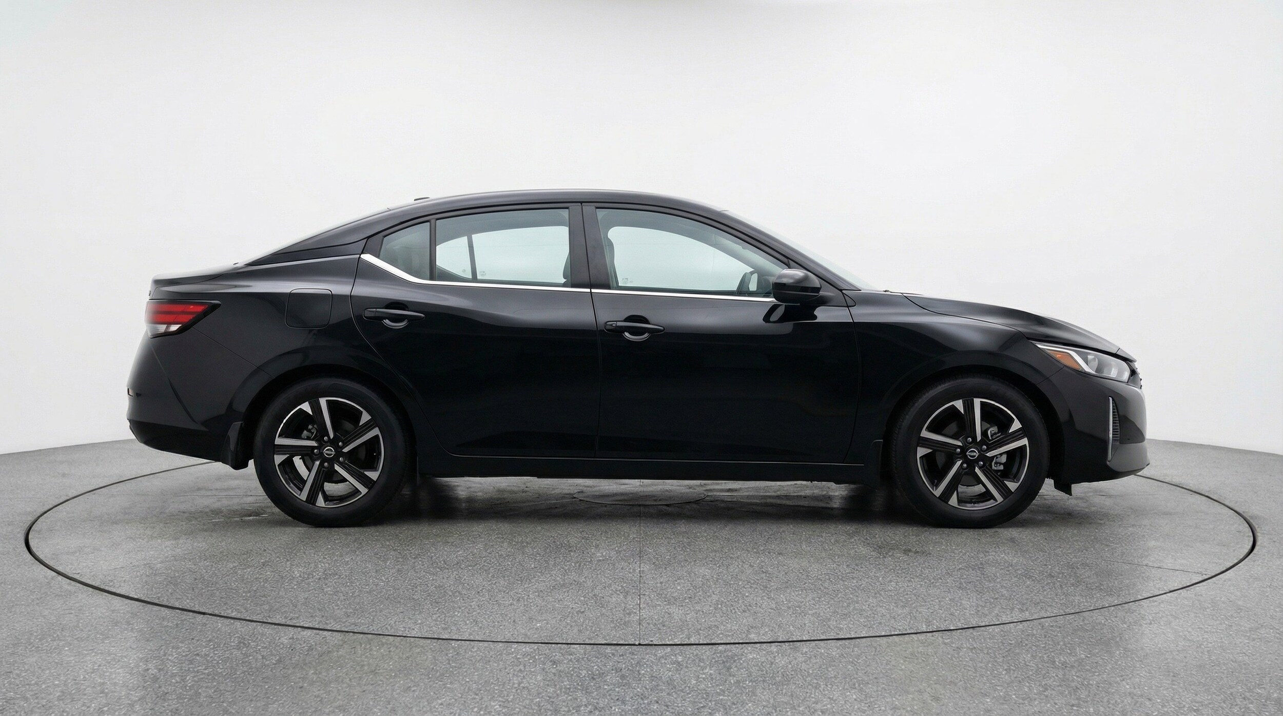 Thumbnail: 2025 Nissan Sentra - 11