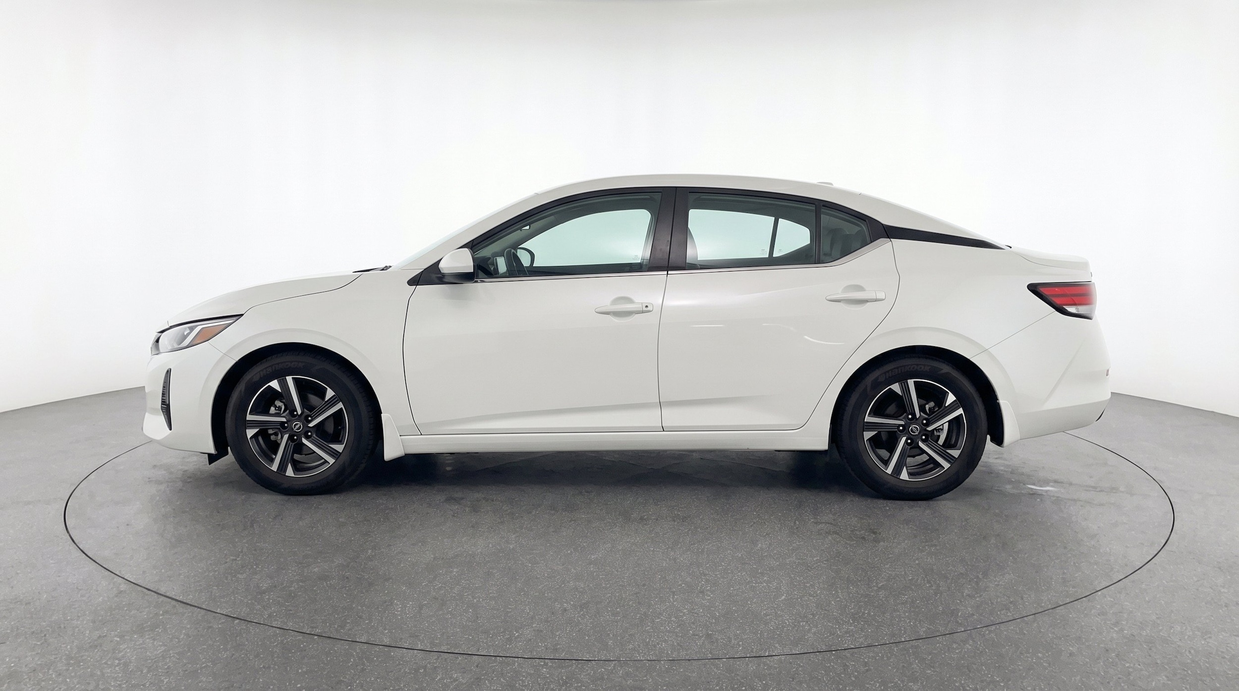 Thumbnail: 2025 Nissan Sentra - 5