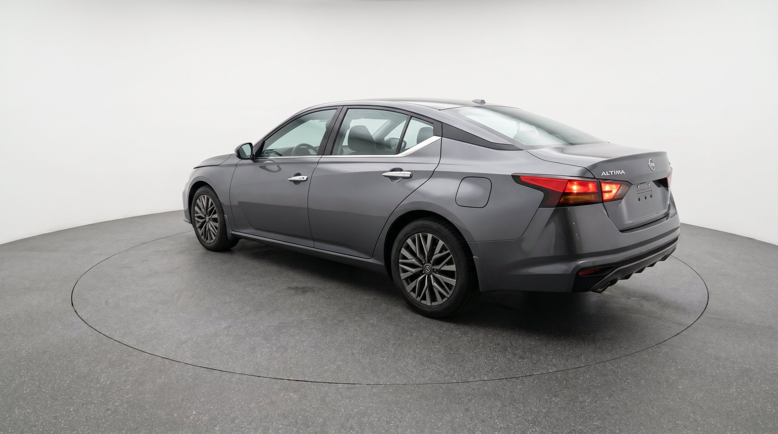 Thumbnail: 2025 Nissan Altima - 6