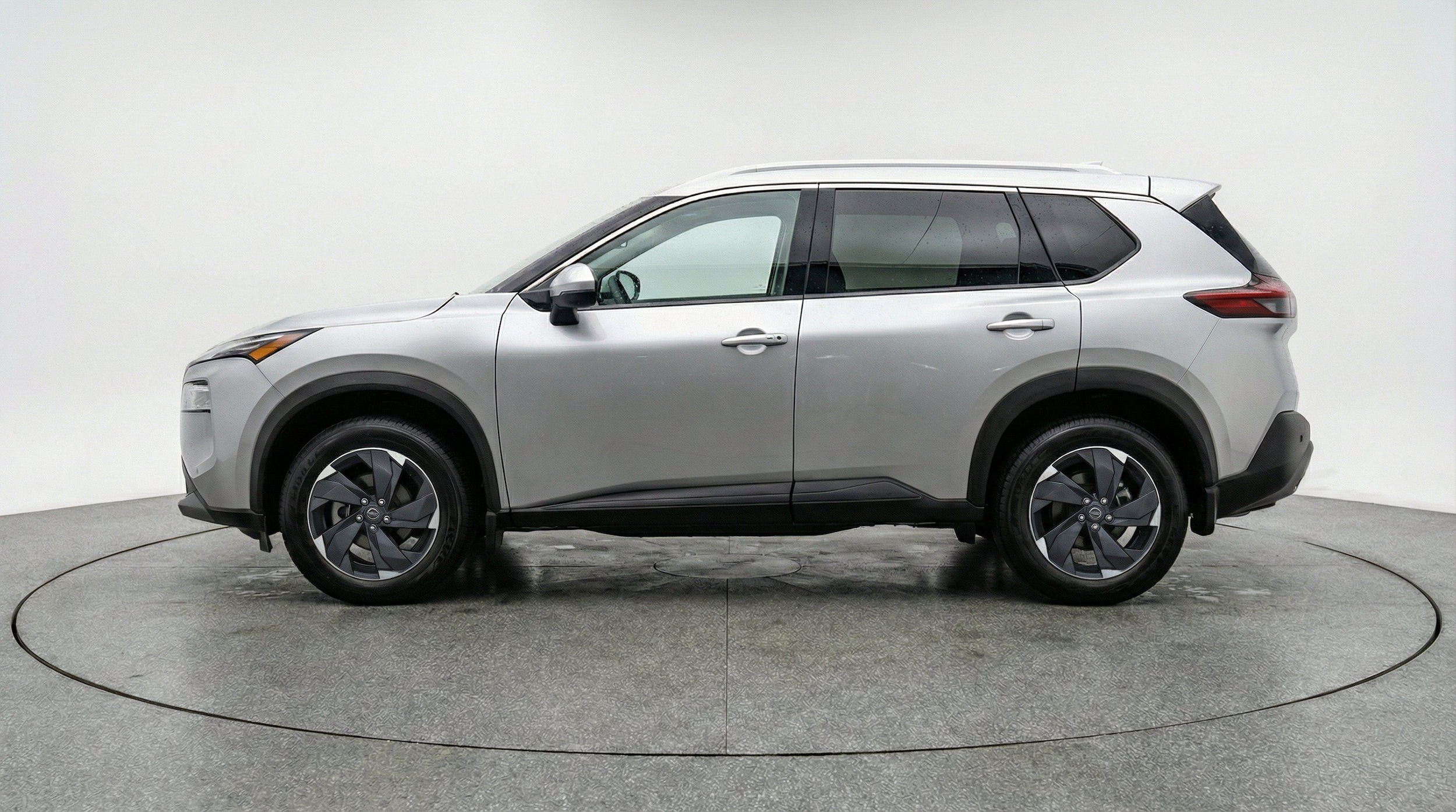 Thumbnail: 2025 Nissan Rogue - 5