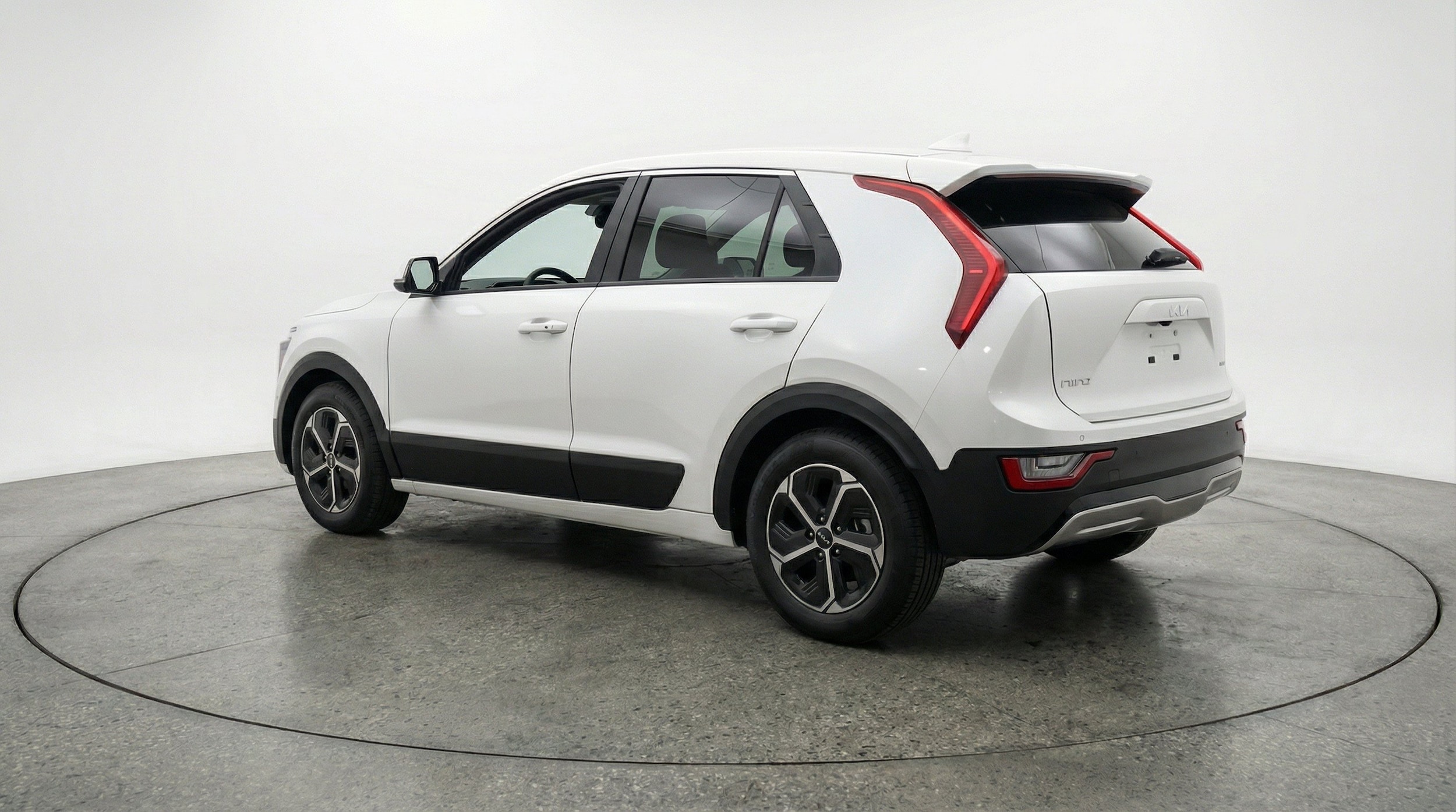 Thumbnail: 2026 Kia Niro - 6