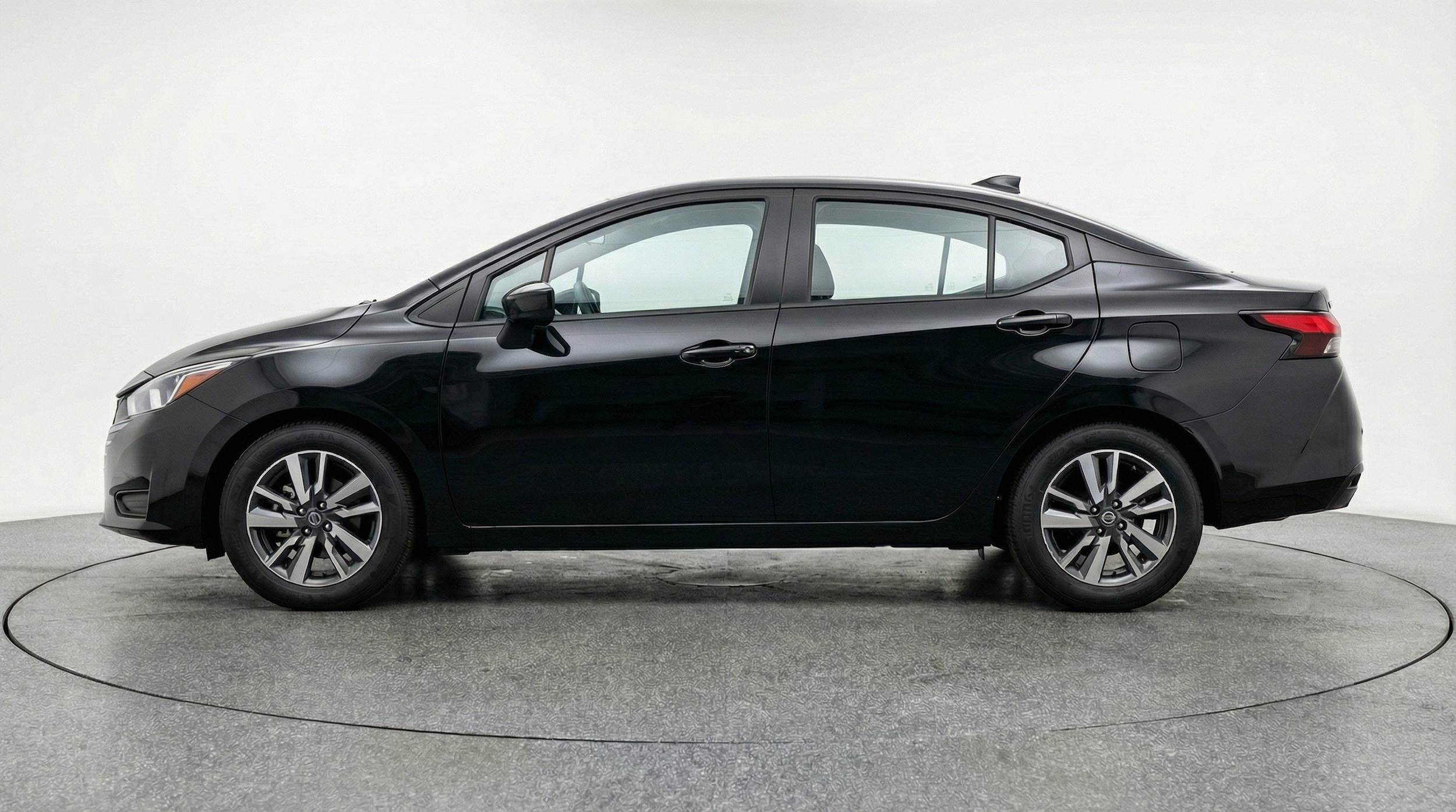 Thumbnail: 2025 Nissan Versa - 5