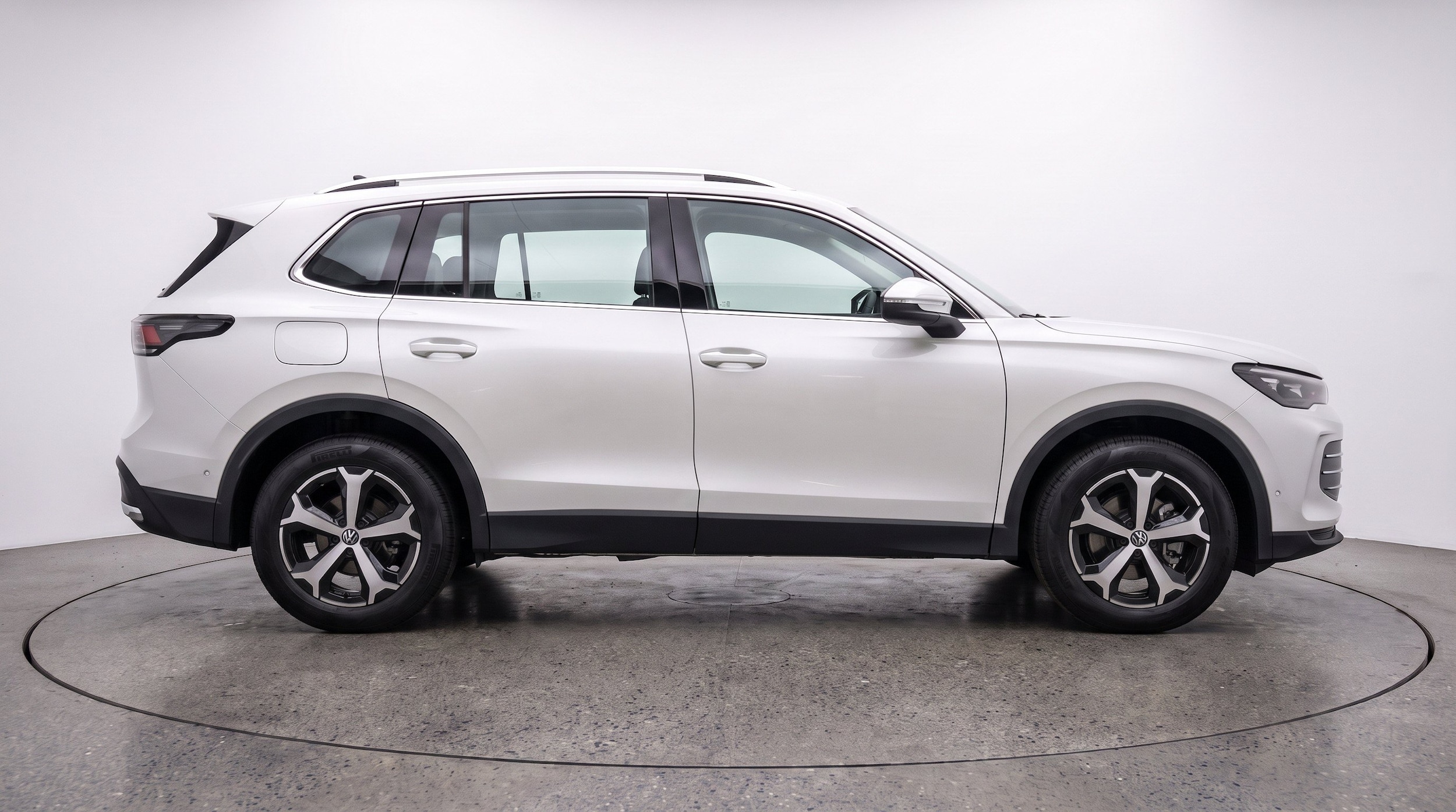 Thumbnail: 2026 Volkswagen Tiguan - 11