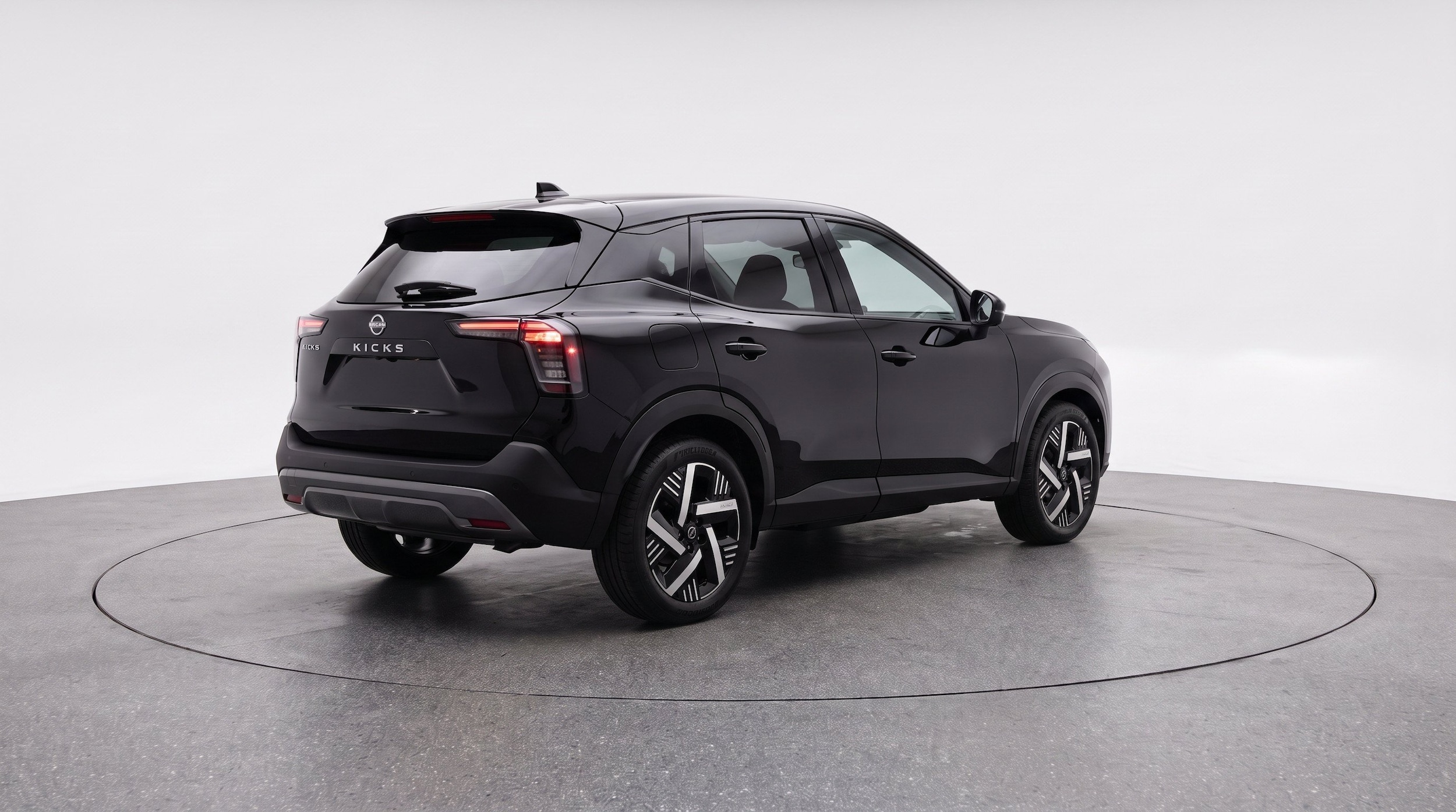 Thumbnail: 2026 Nissan Kicks - 9