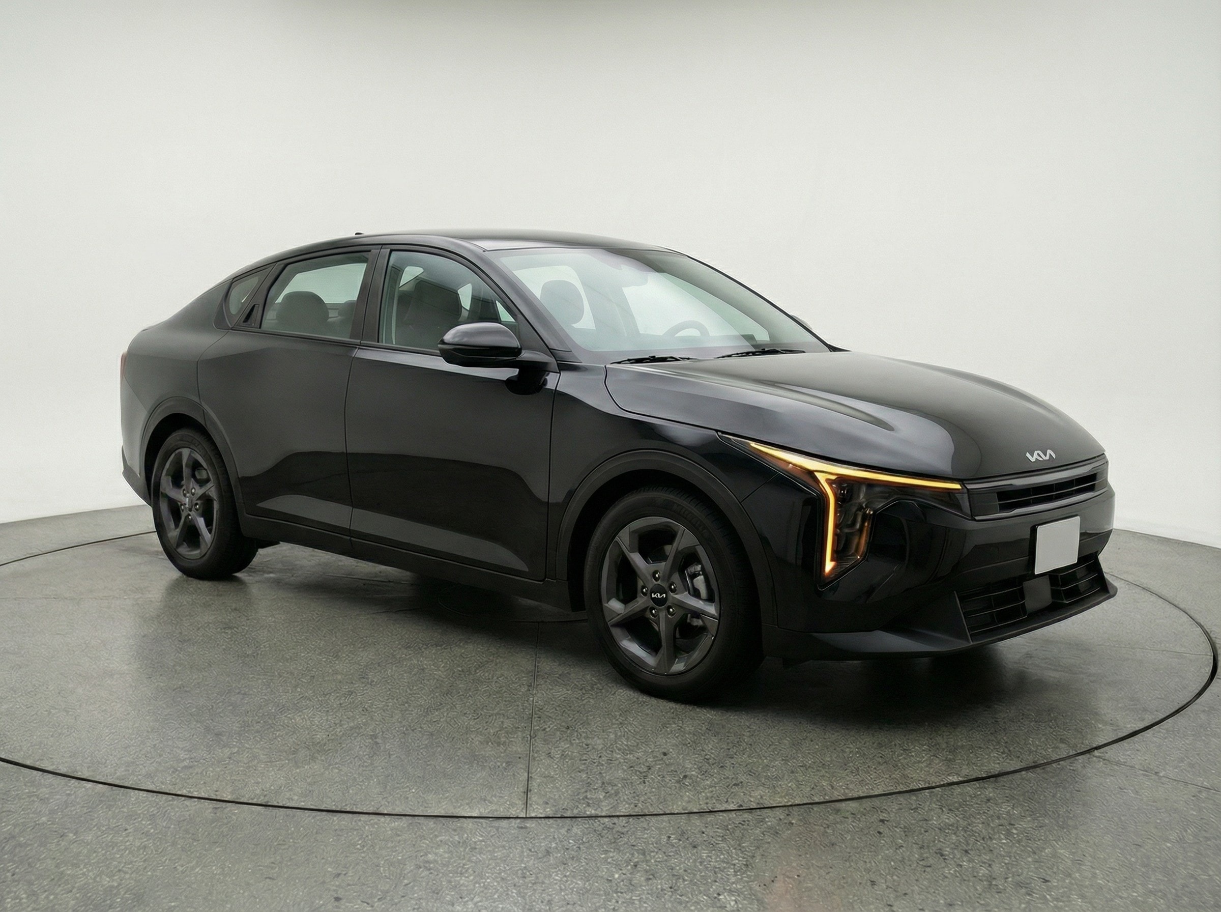 Thumbnail: 2025 Kia K4 - 1