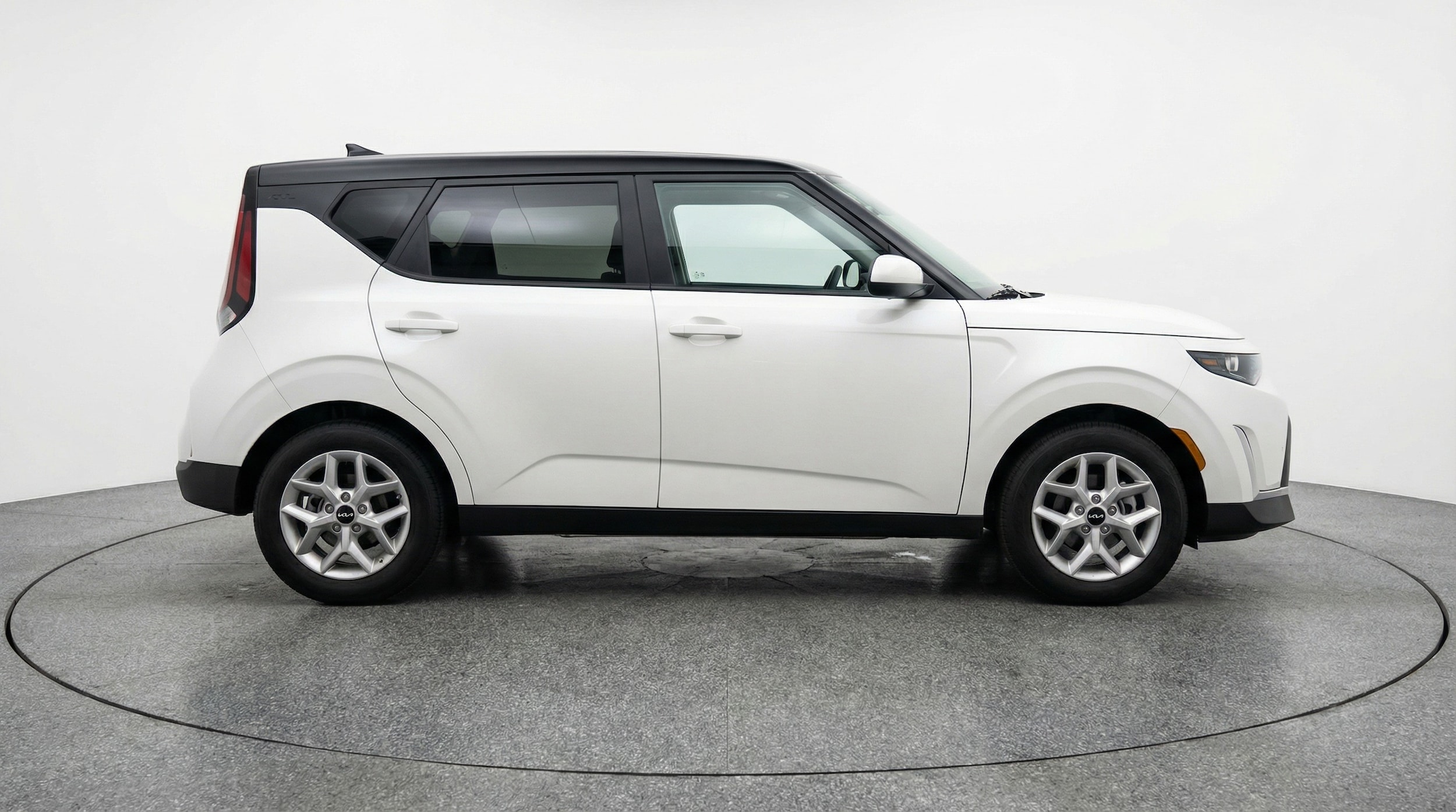 Thumbnail: 2025 Kia Soul - 8