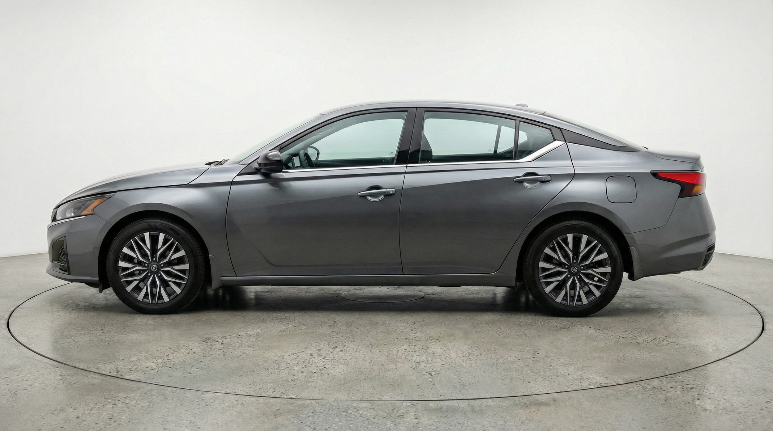 Thumbnail: 2025 Nissan Altima - 4