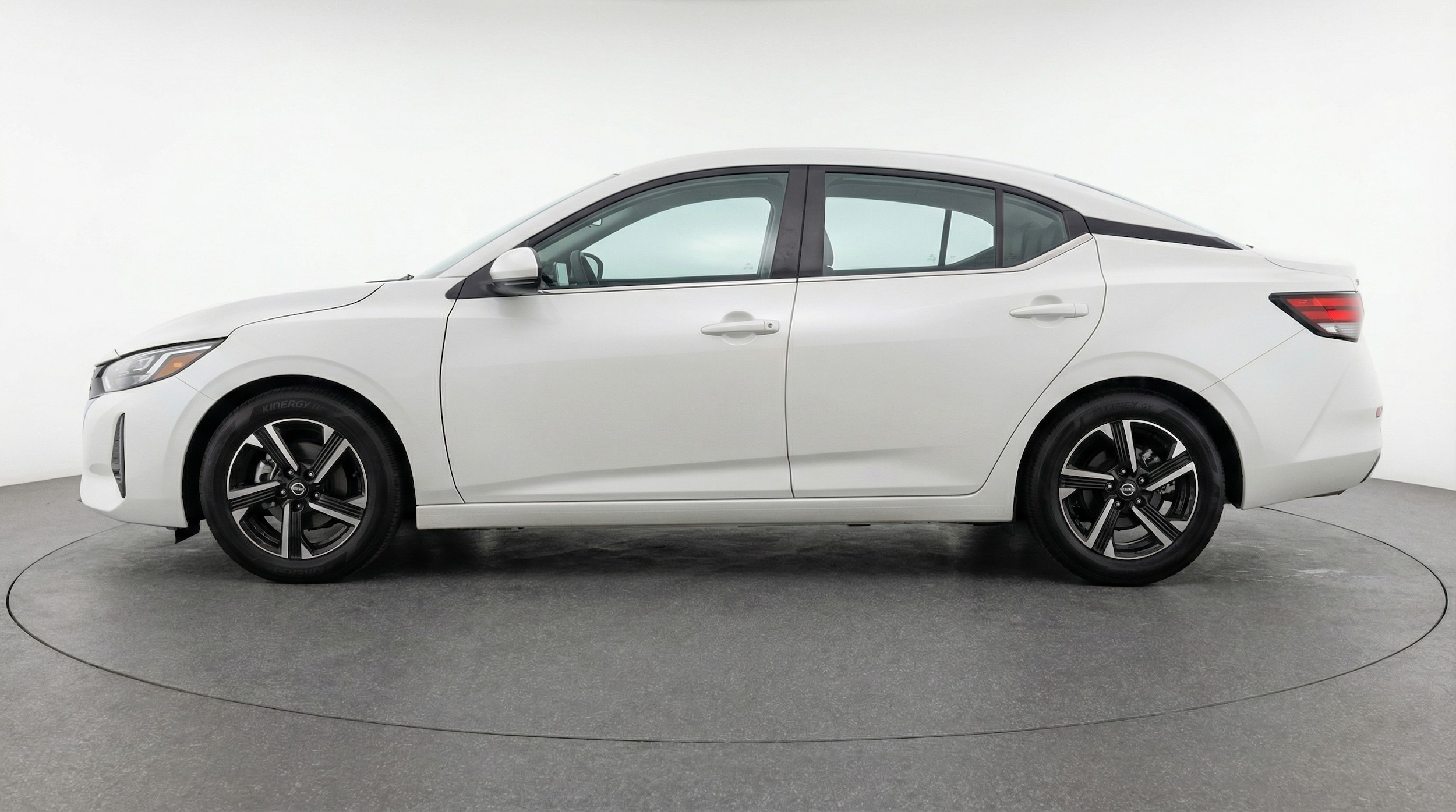 Thumbnail: 2025 Nissan Sentra - 4