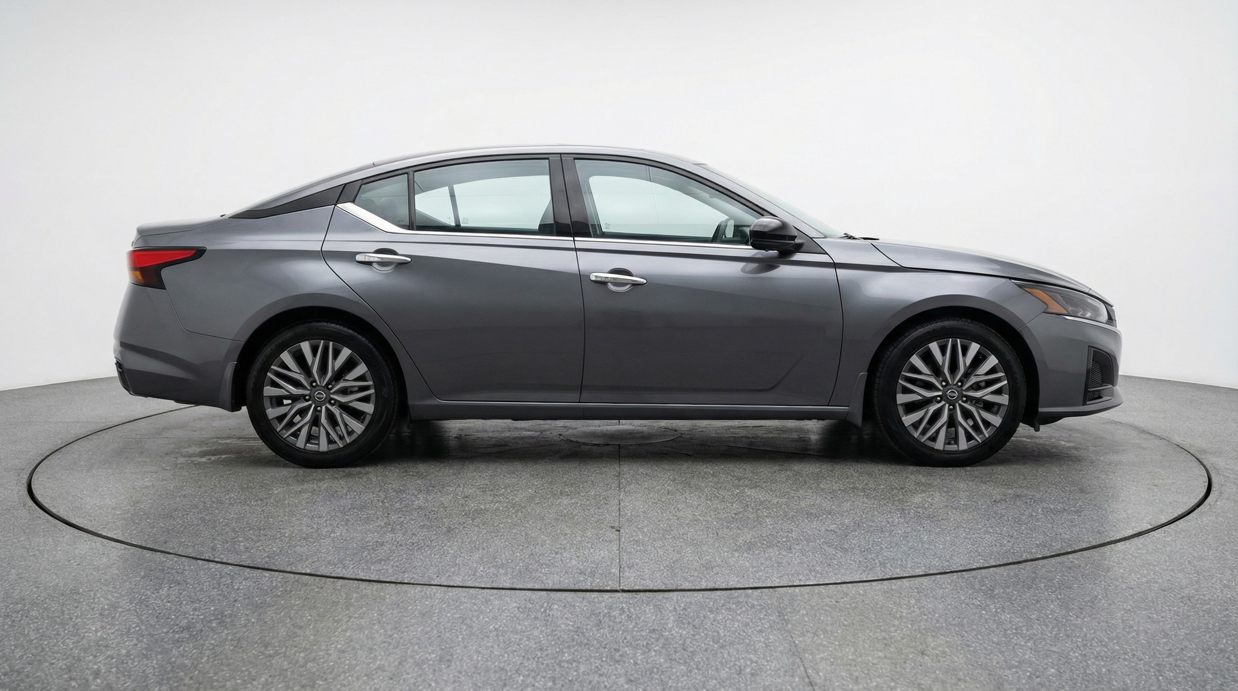 Thumbnail: 2025 Nissan Altima - 8