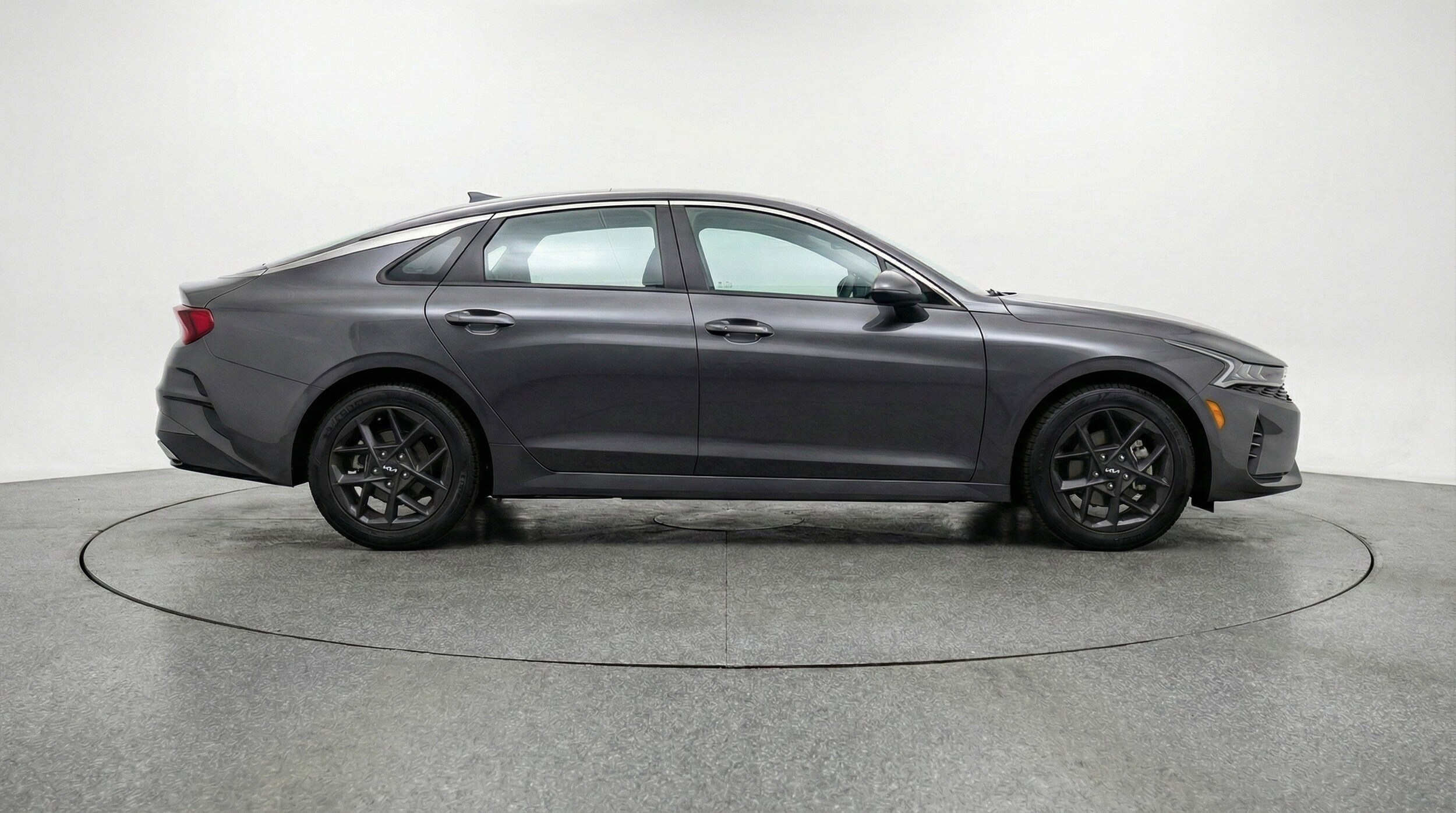 Thumbnail: 2025 Kia K5 - 11