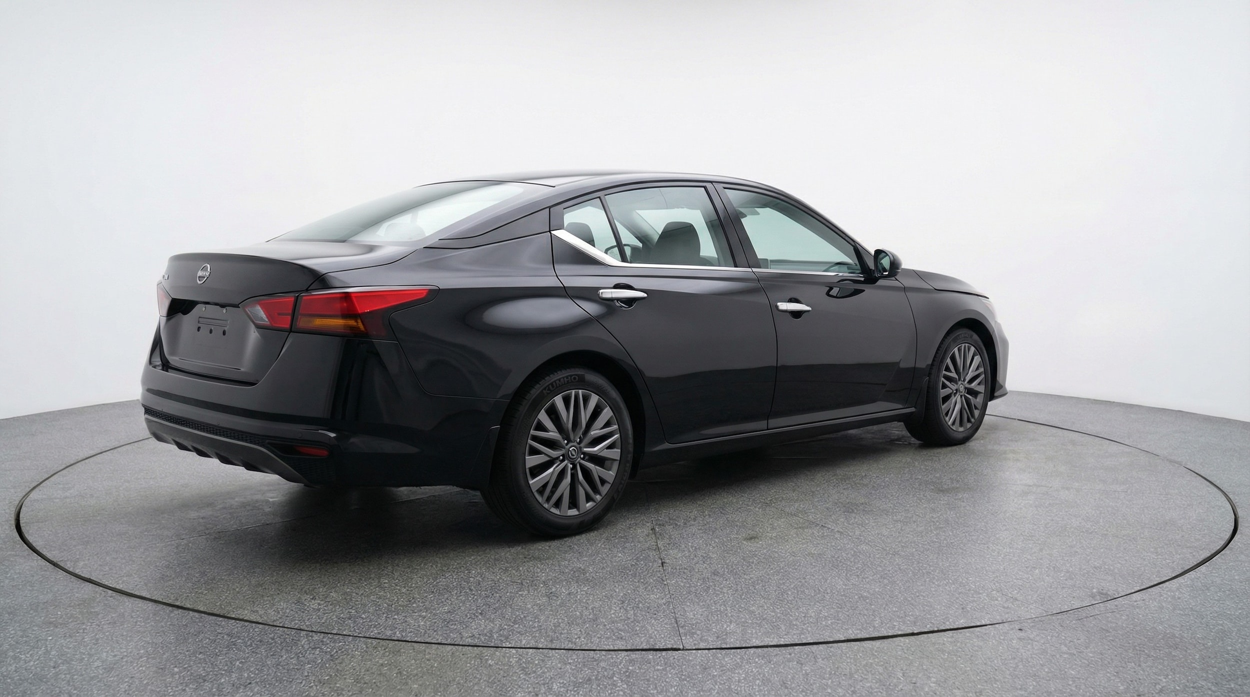 Thumbnail: 2025 Nissan Altima - 7