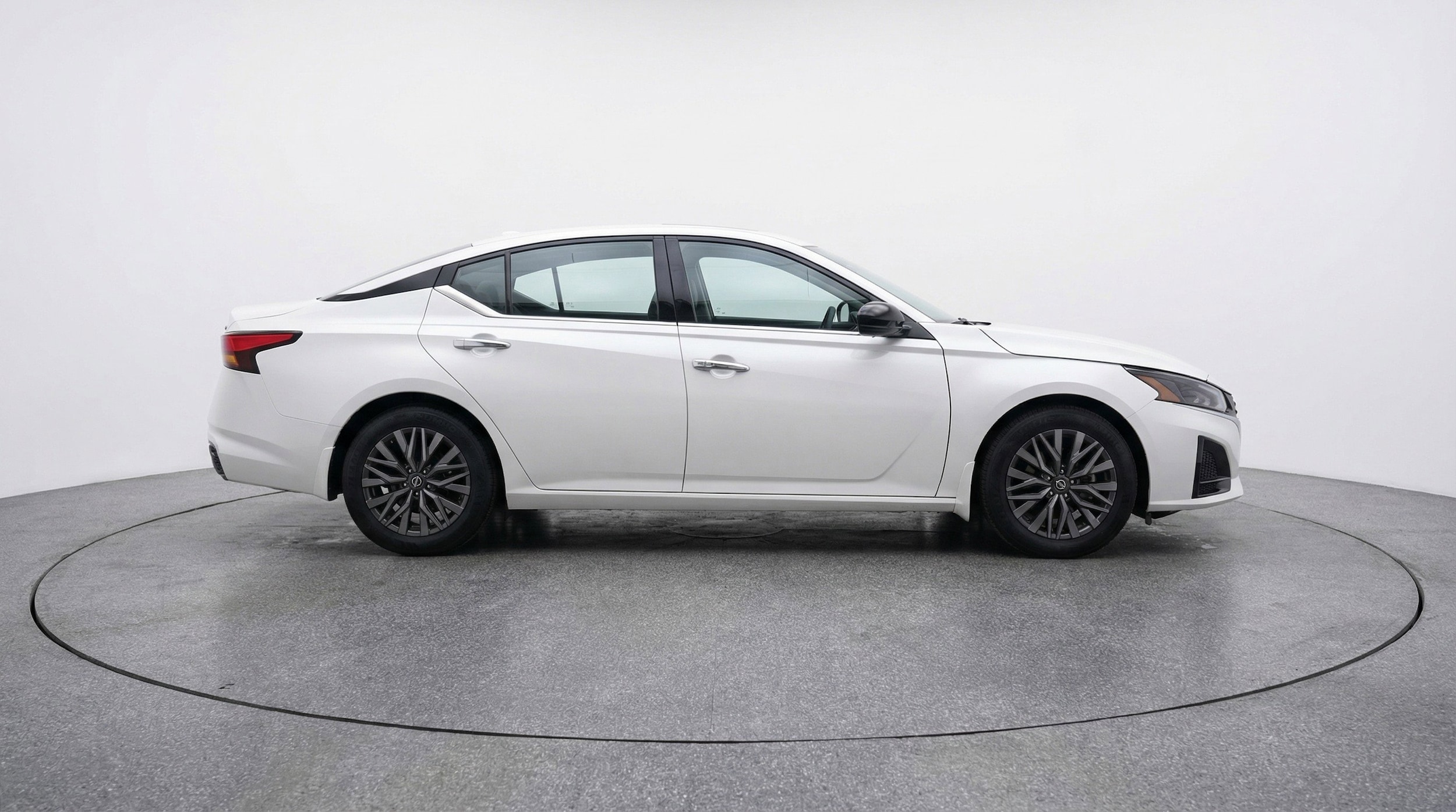 Thumbnail: 2025 Nissan Altima - 11