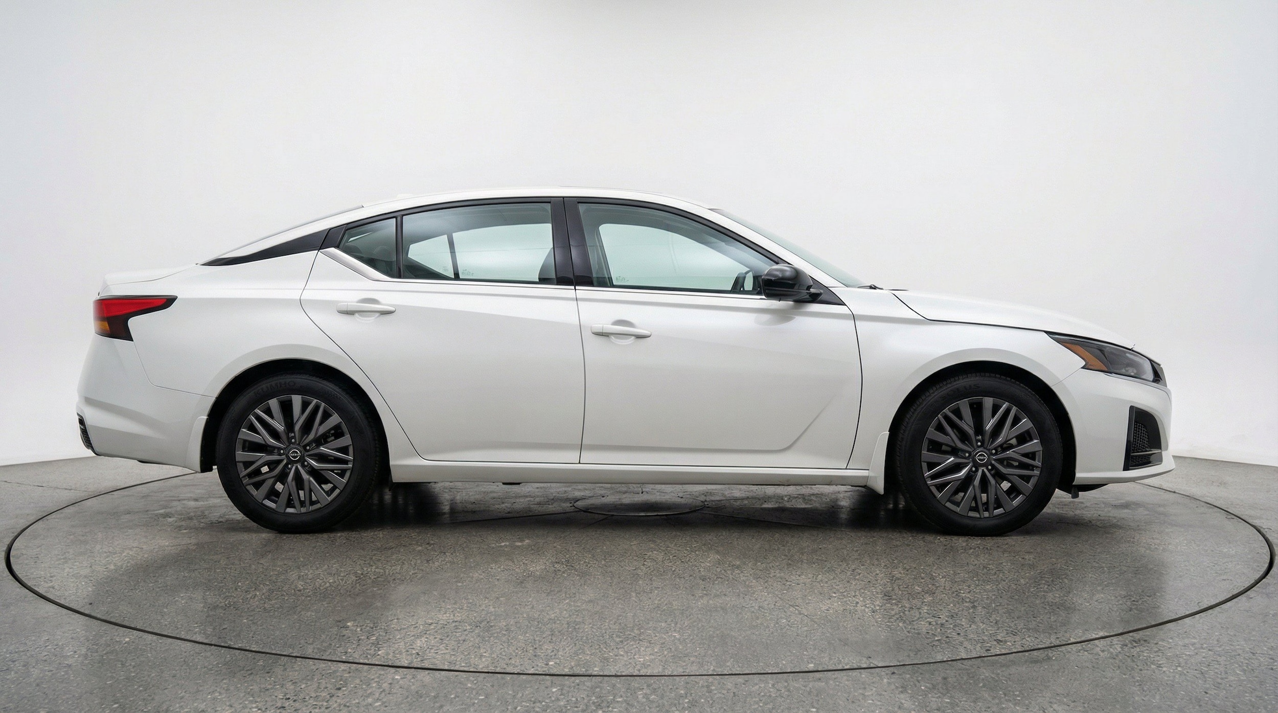 Thumbnail: 2025 Nissan Altima - 11