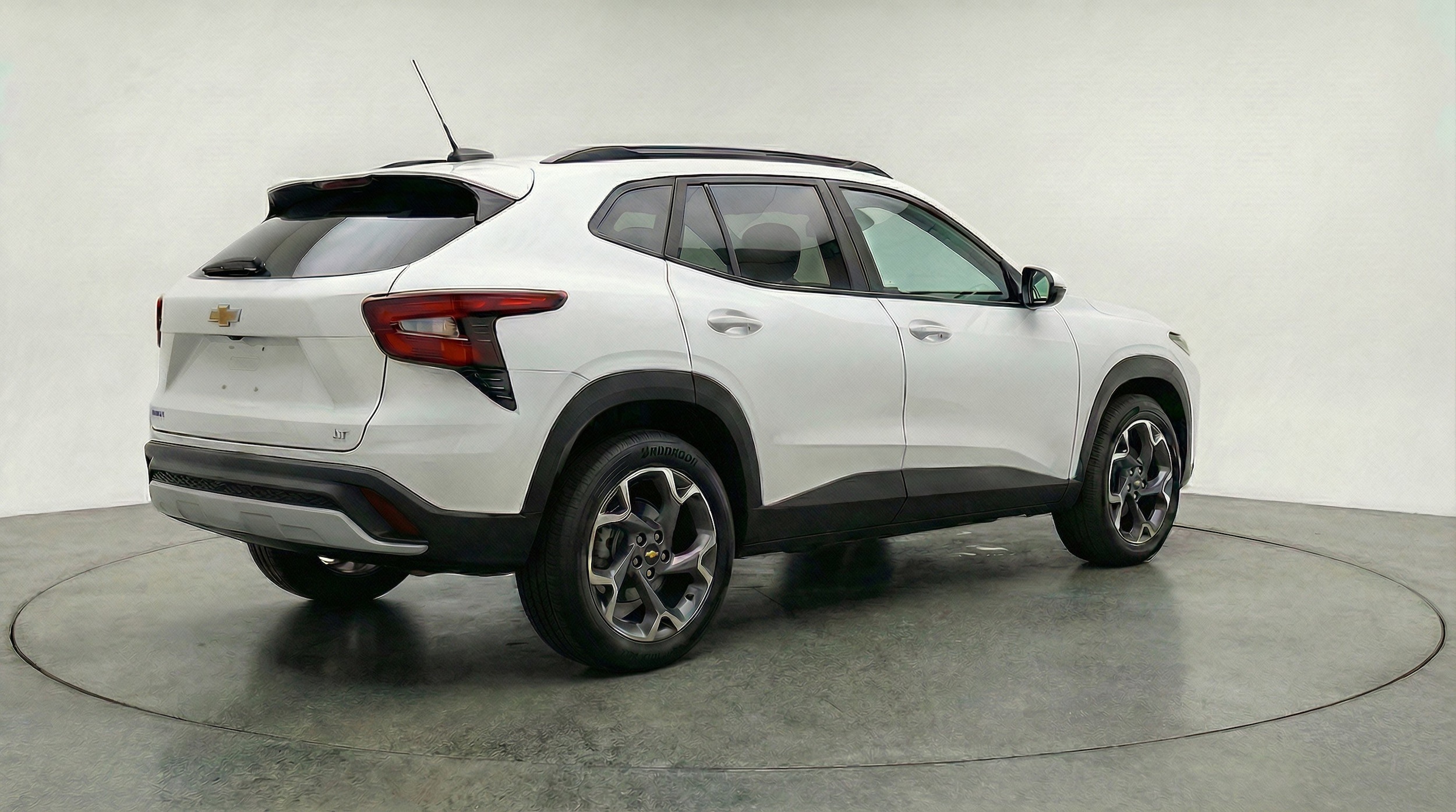 Thumbnail: 2025 Chevrolet Trax - 9