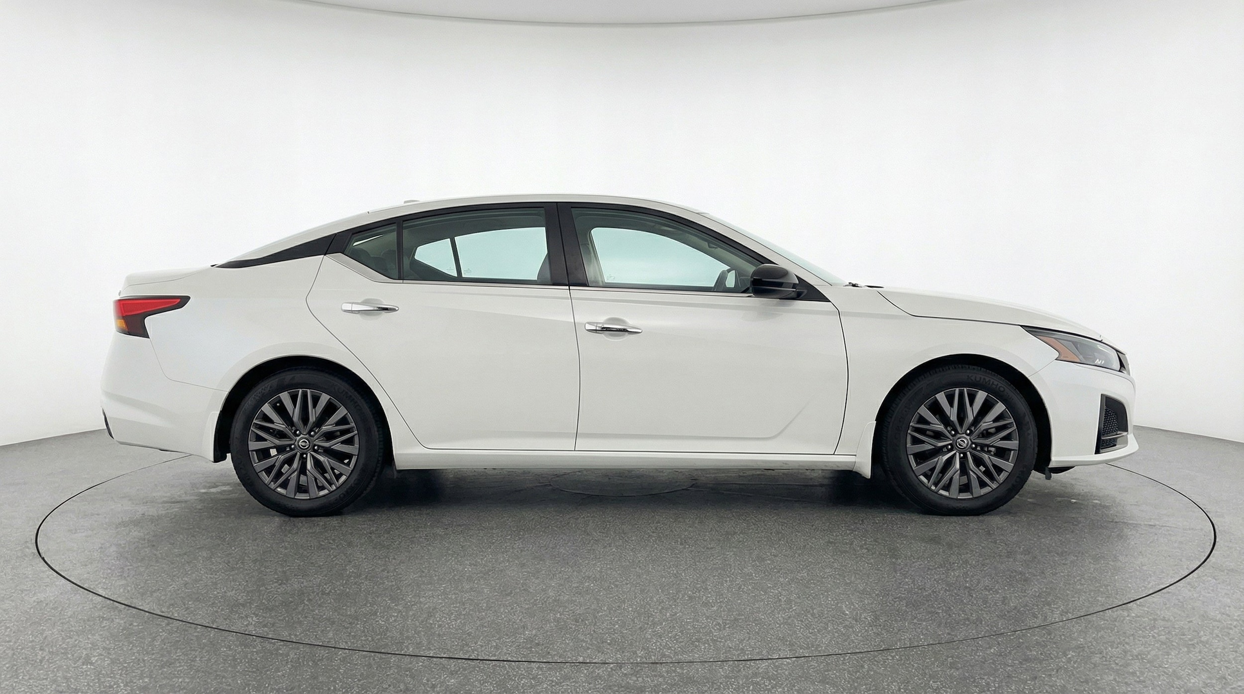 Thumbnail: 2025 Nissan Altima - 11