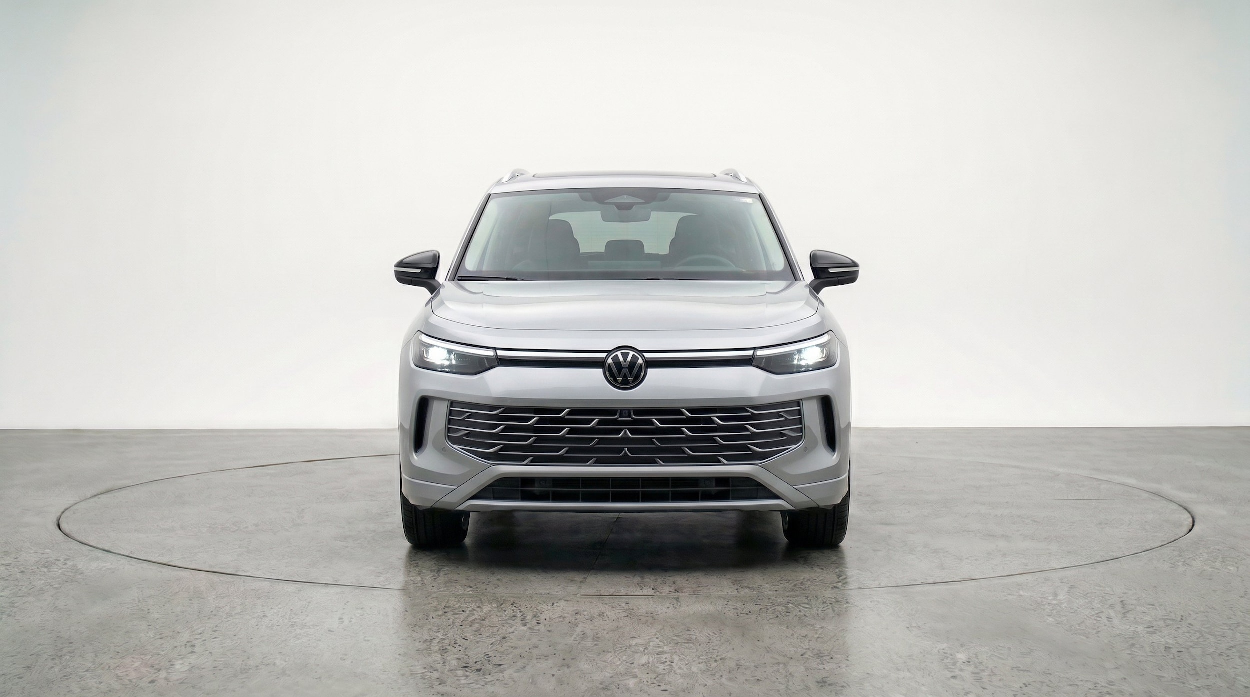Thumbnail: 2026 Volkswagen Tiguan - 2