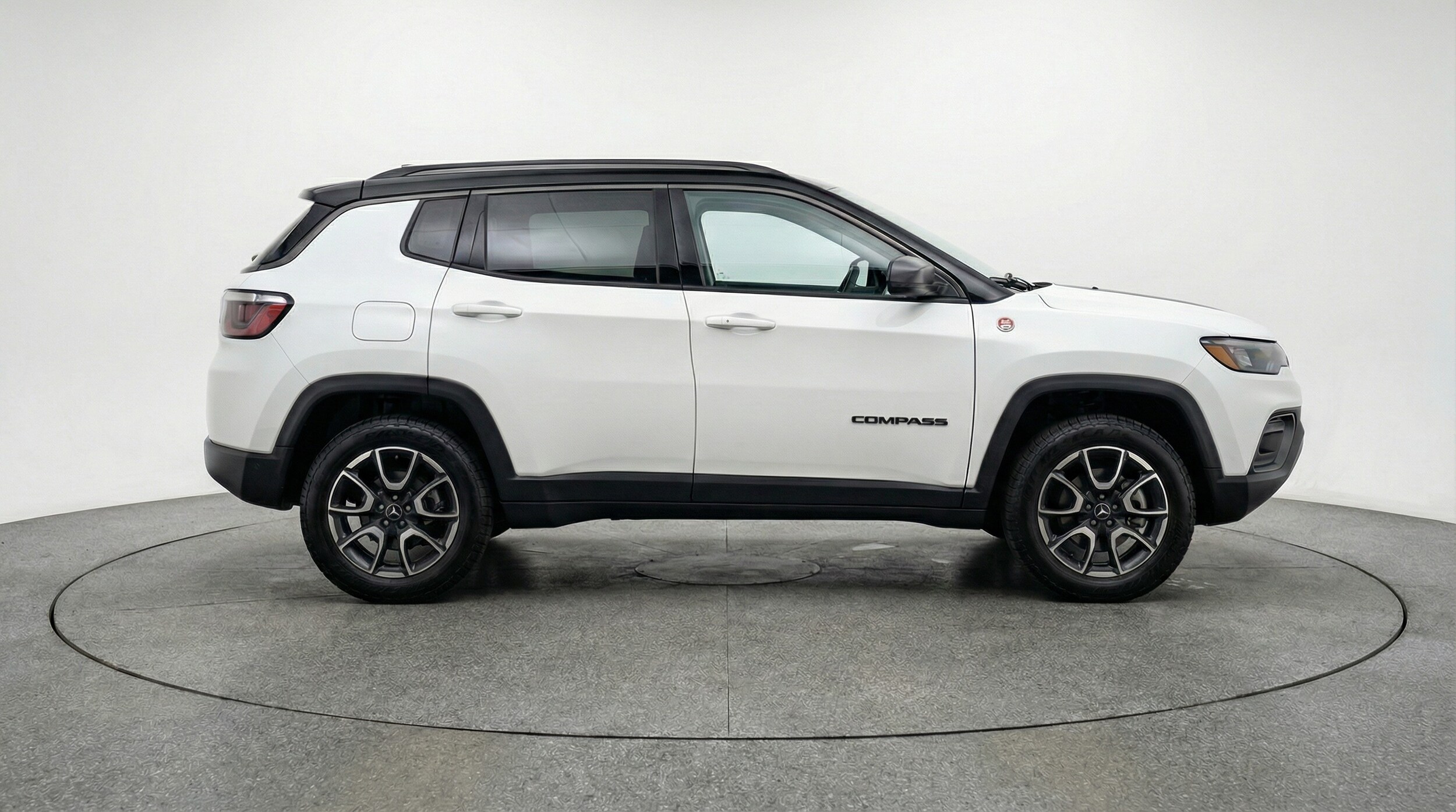 Thumbnail: 2025 Jeep Compass - 8