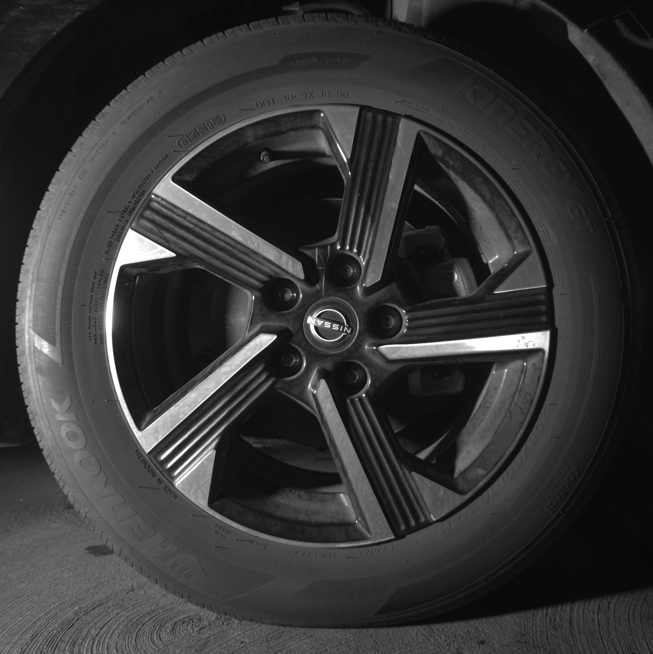 Thumbnail: 2025 Nissan Sentra - 10