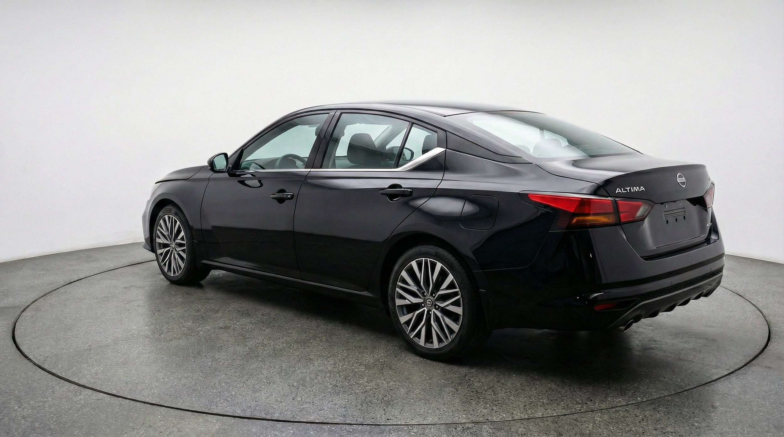 Thumbnail: 2025 Nissan Altima - 6