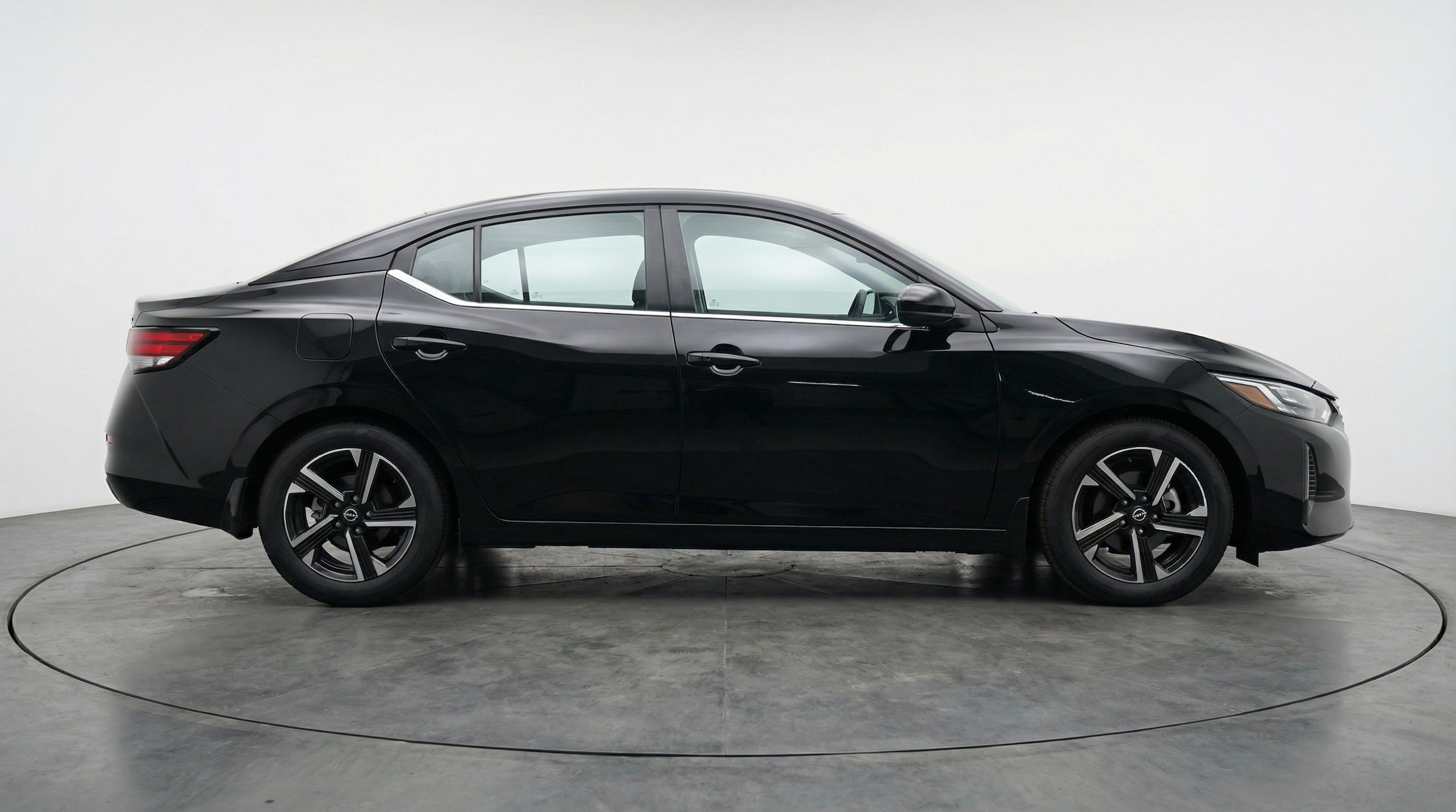 Thumbnail: 2025 Nissan Sentra - 11