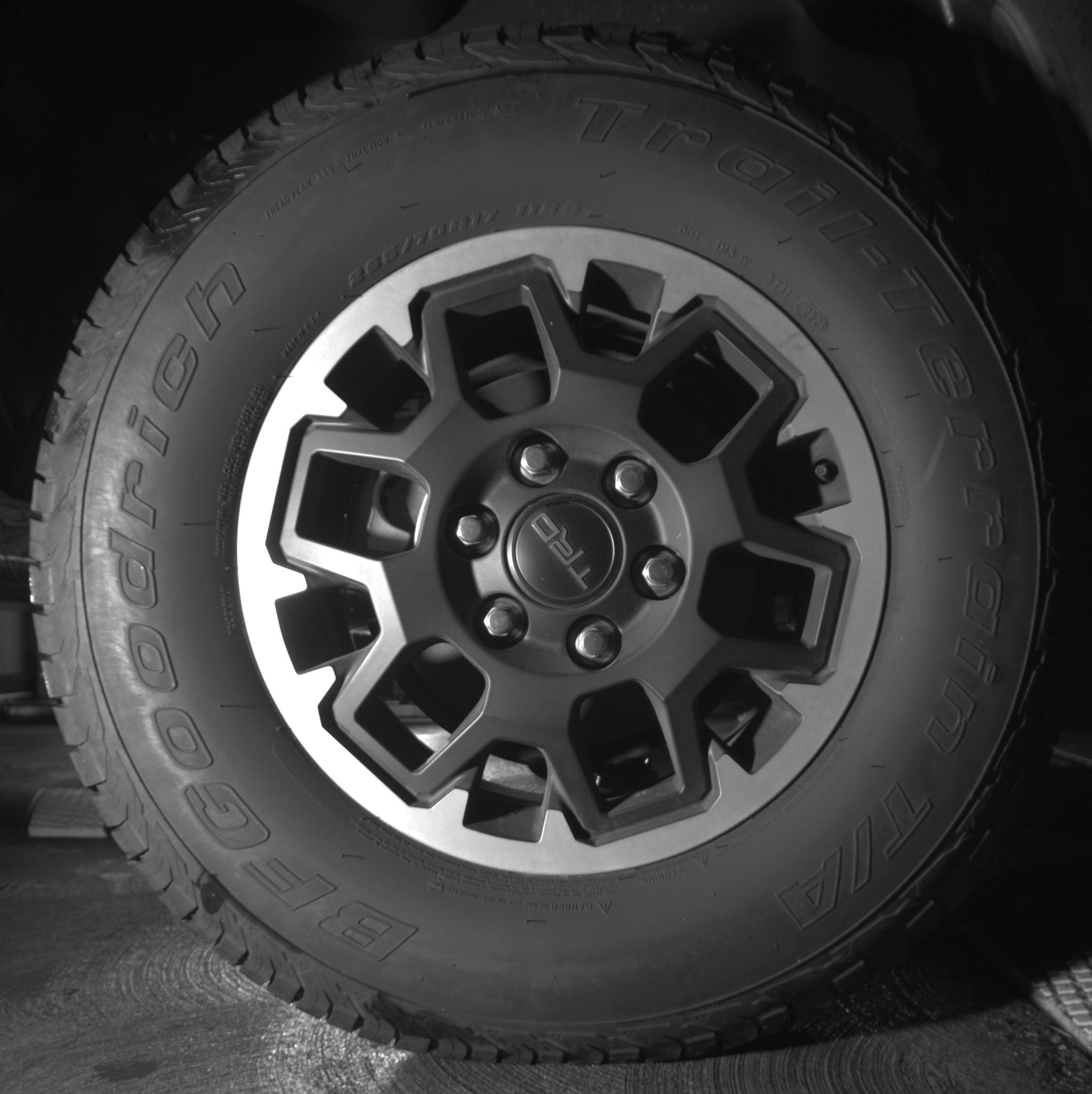 Thumbnail: 2025 Toyota Tacoma - 12