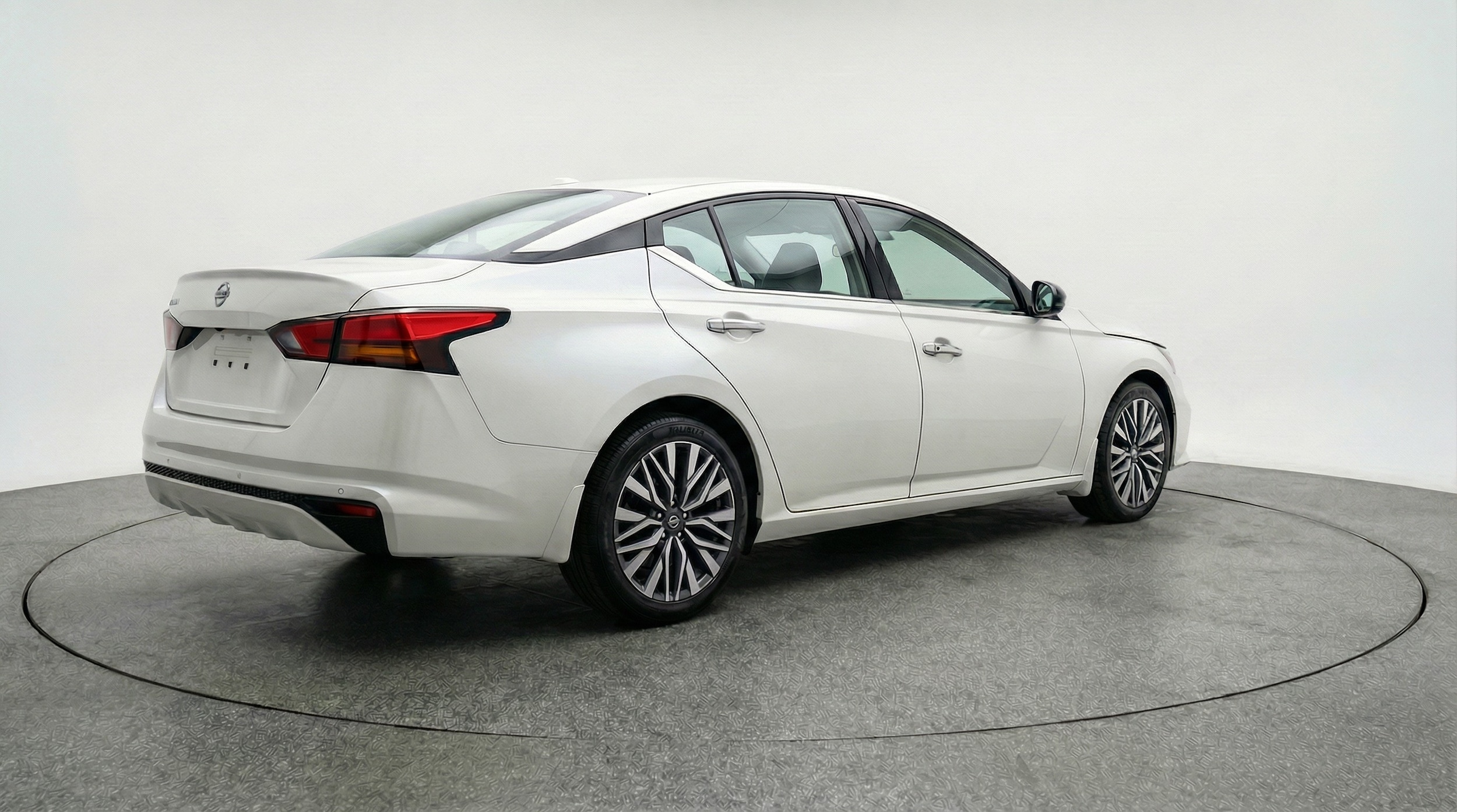 Thumbnail: 2025 Nissan Altima - 7