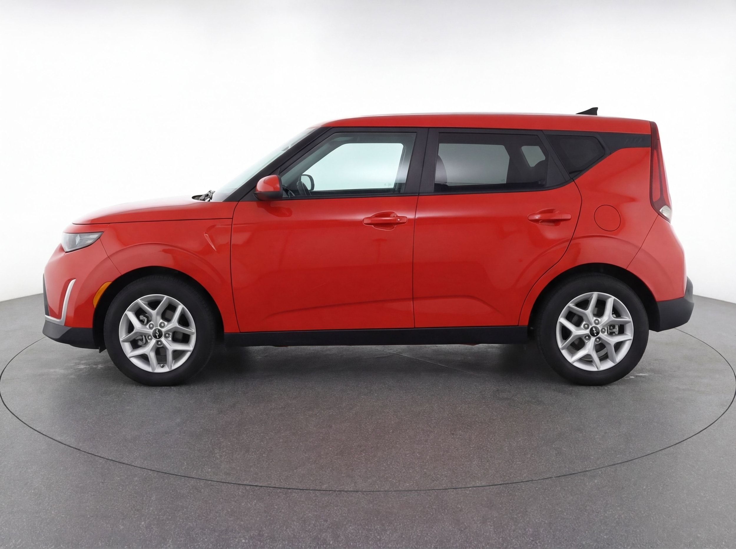 Thumbnail: 2023 Kia Soul - 4
