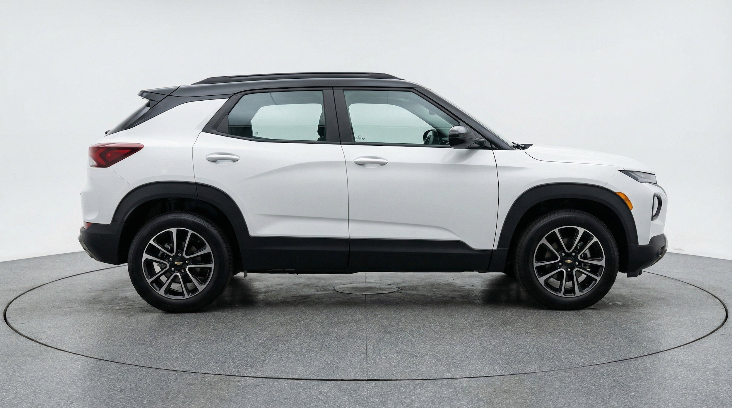 Thumbnail: 2025 Chevrolet TrailBlazer - 11