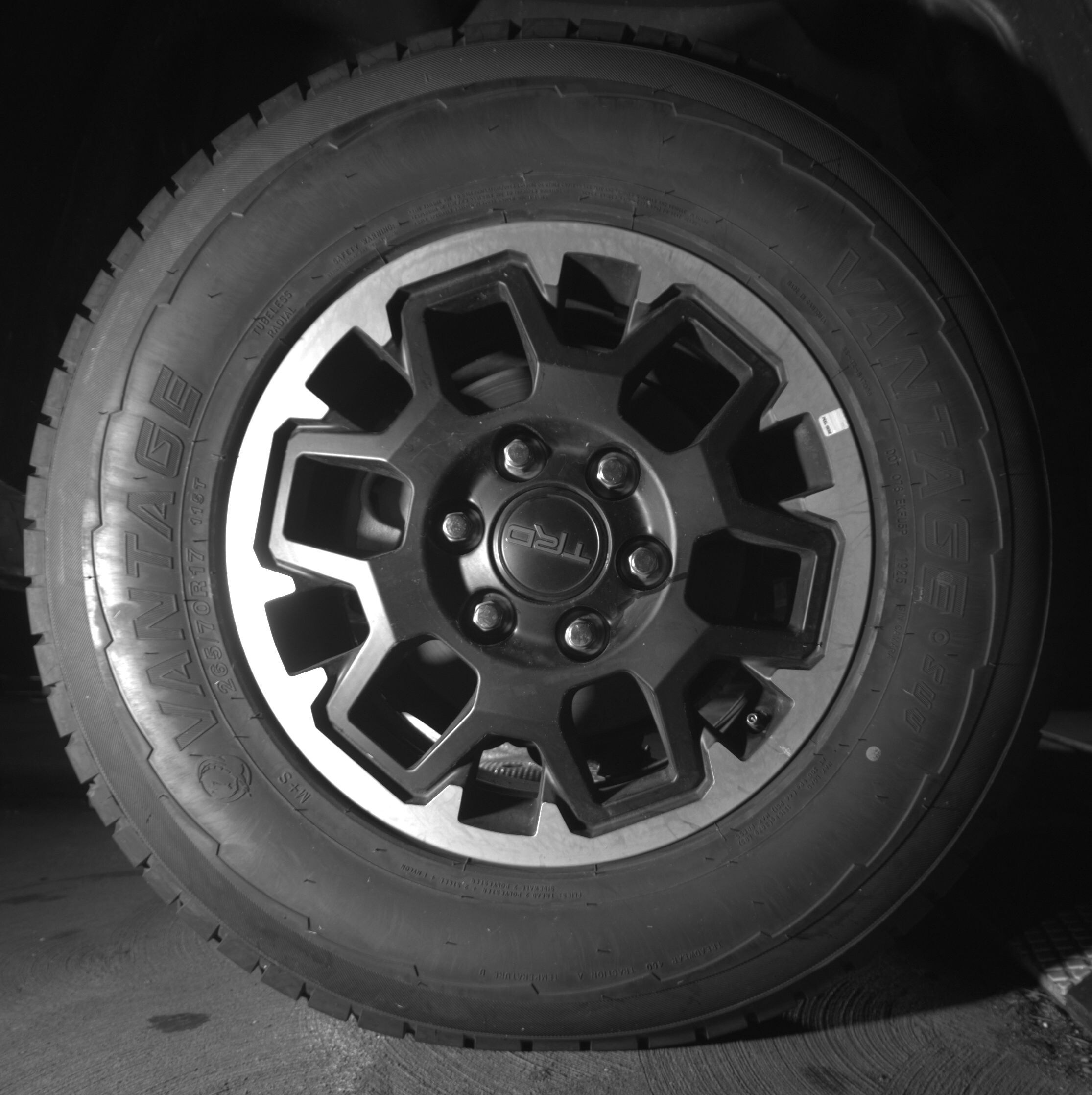 Thumbnail: 2025 Toyota Tacoma - 12