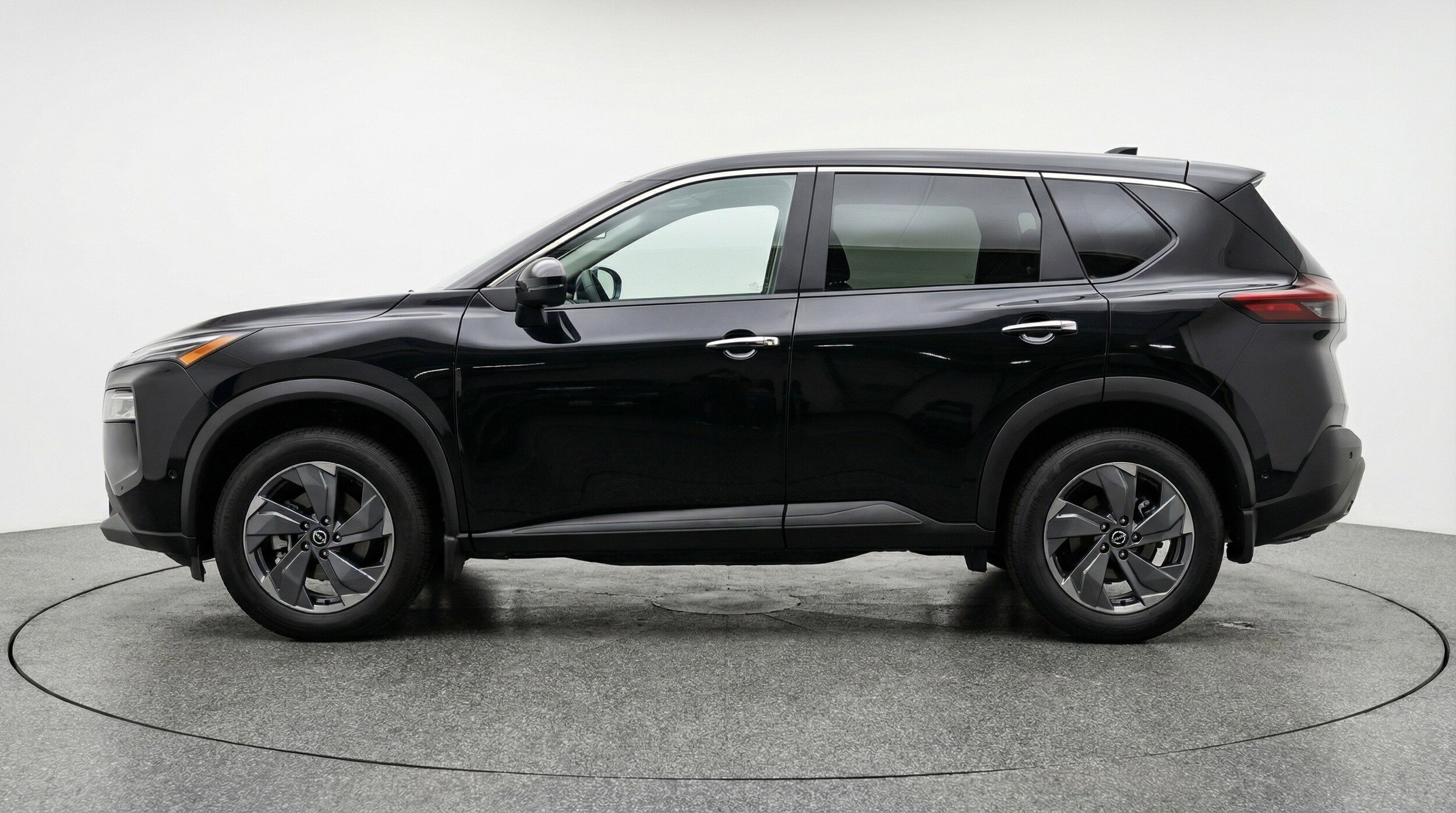Thumbnail: 2025 Nissan Rogue - 5
