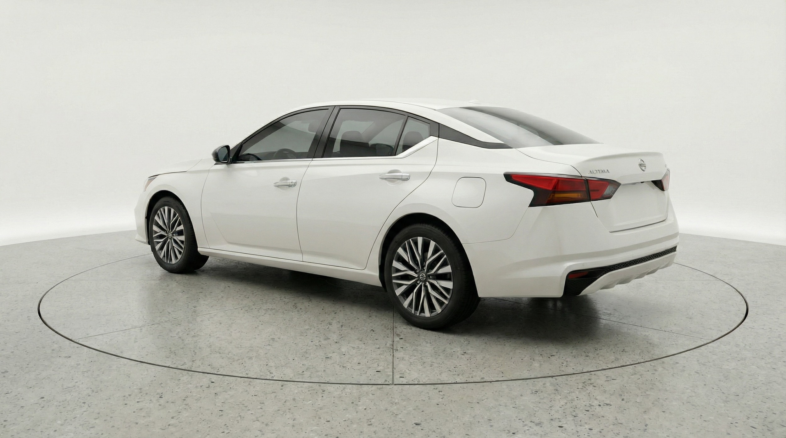 Thumbnail: 2025 Nissan Altima - 5