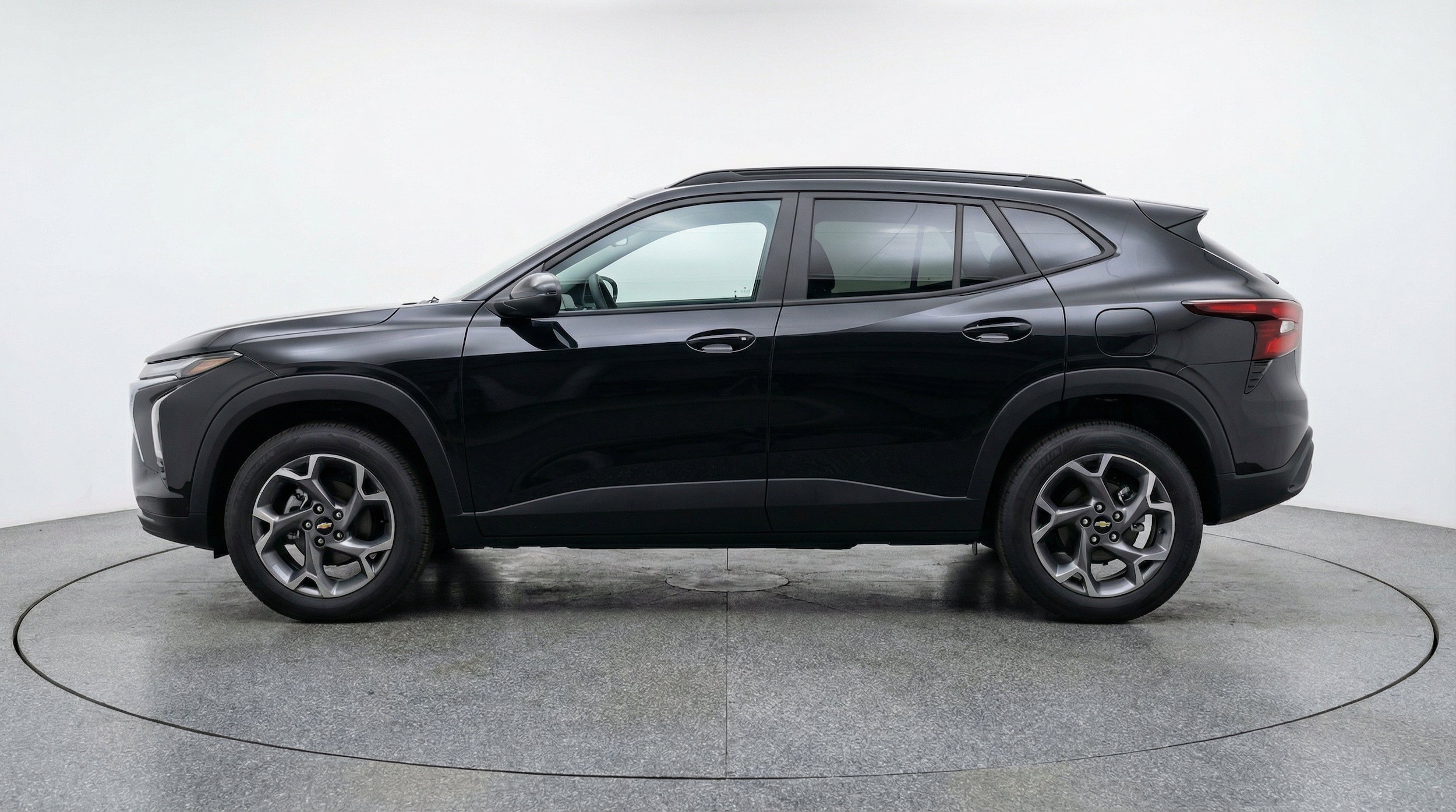 Thumbnail: 2025 Chevrolet Trax - 5