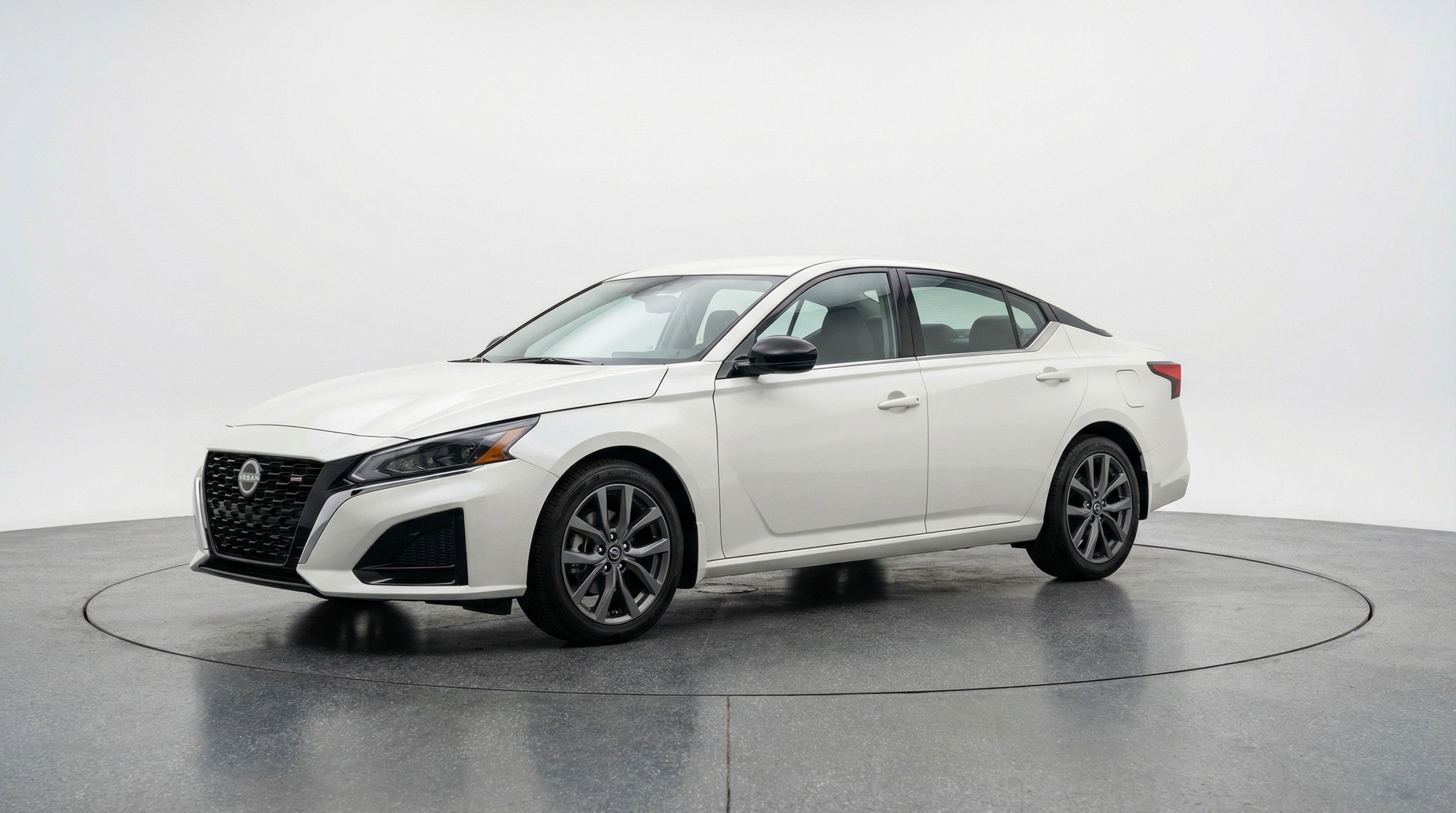 Thumbnail: 2025 Nissan Altima - 3