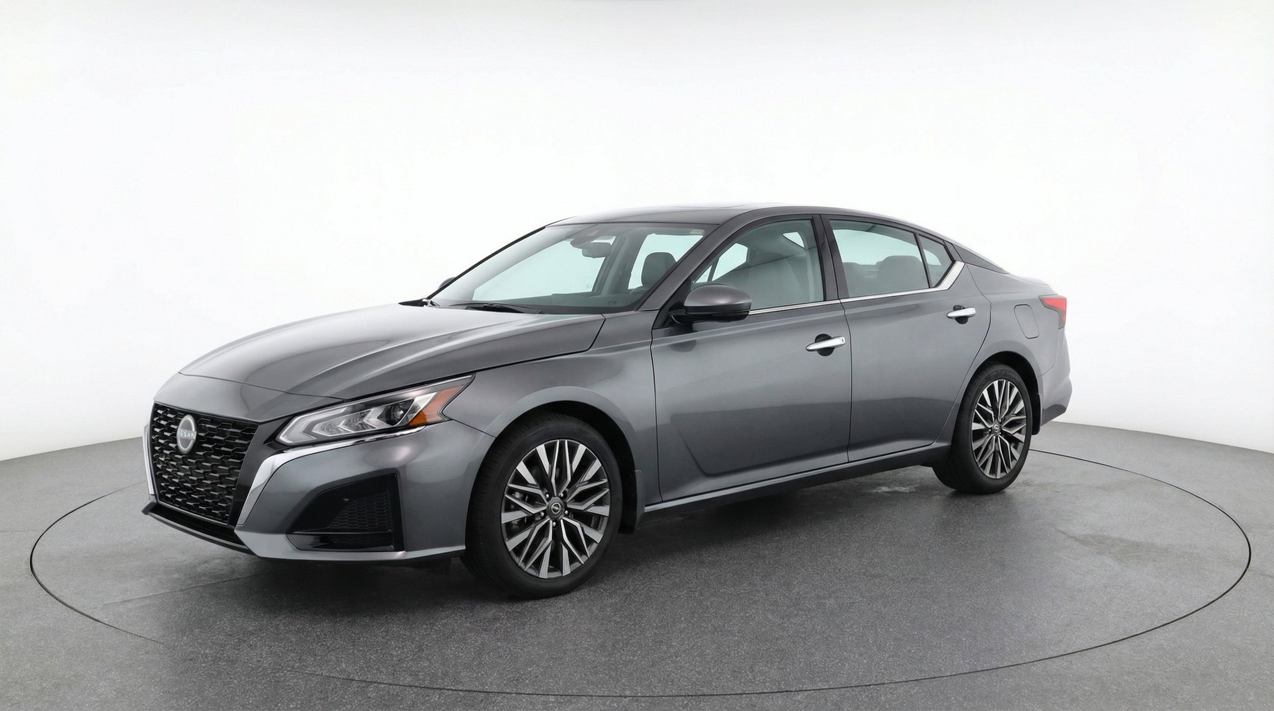 Thumbnail: 2025 Nissan Altima - 3