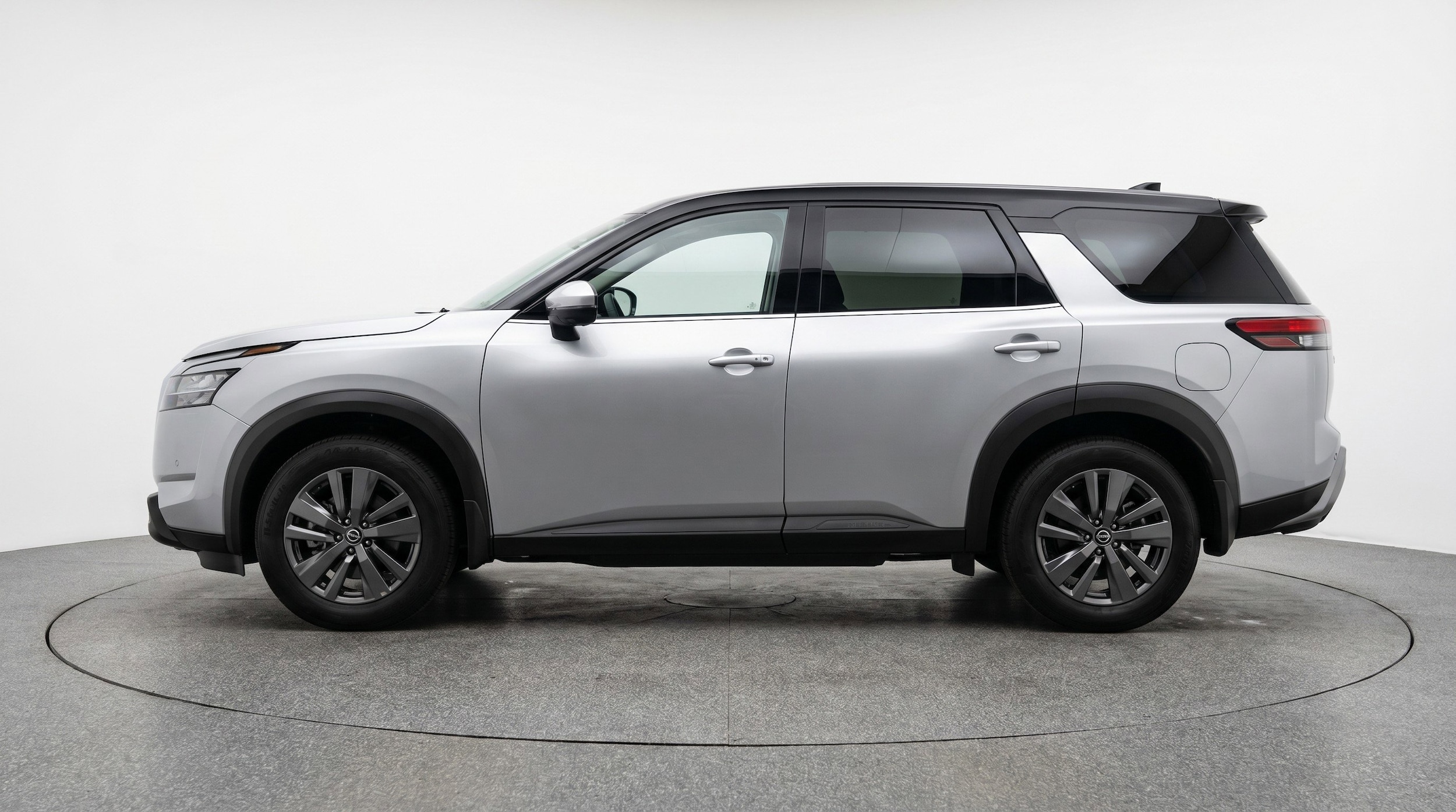 Thumbnail: 2025 Nissan Pathfinder - 5
