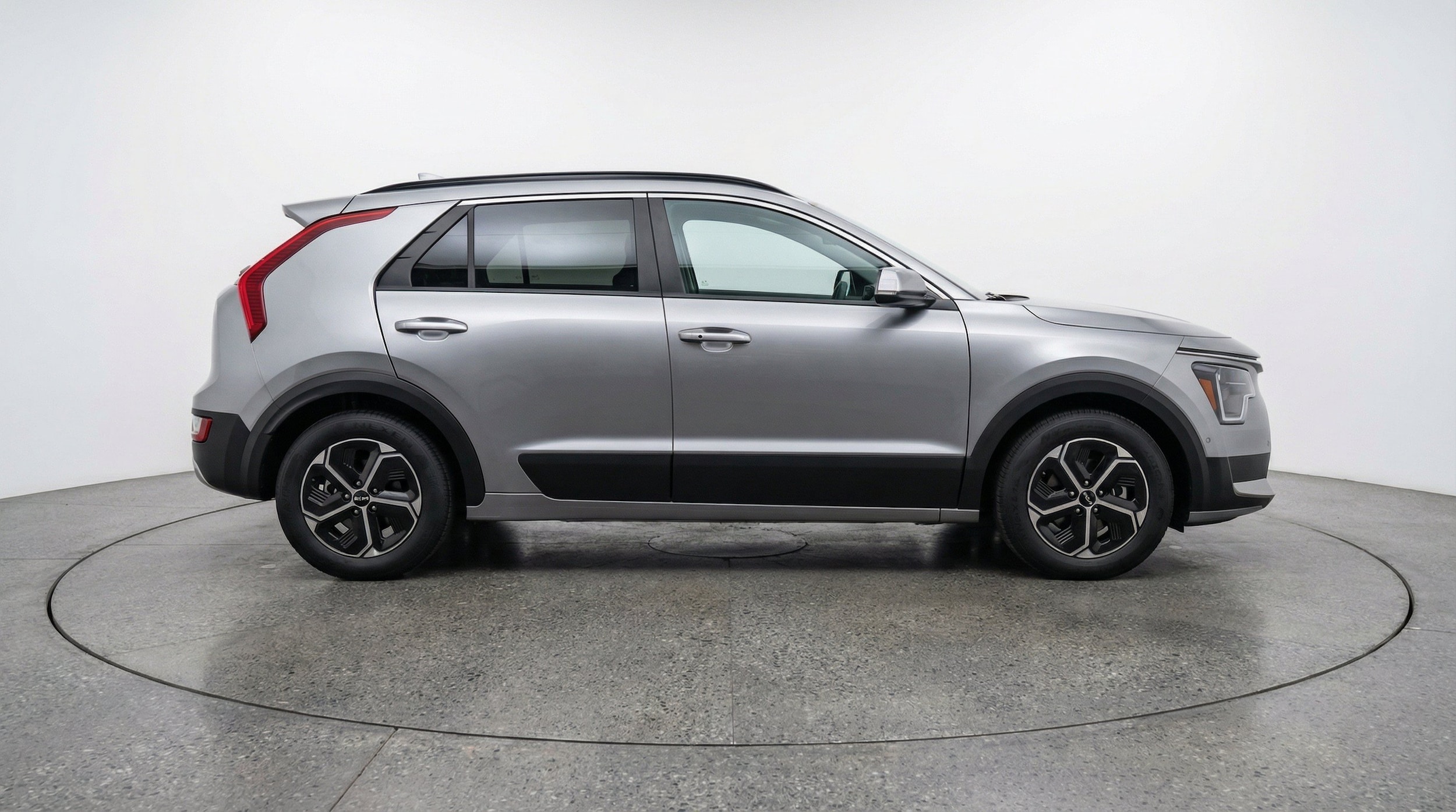 Thumbnail: 2026 Kia Niro - 11