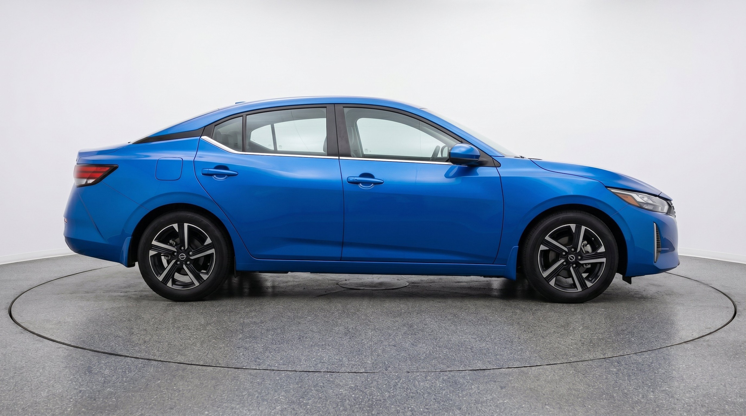 Thumbnail: 2025 Nissan Sentra - 11