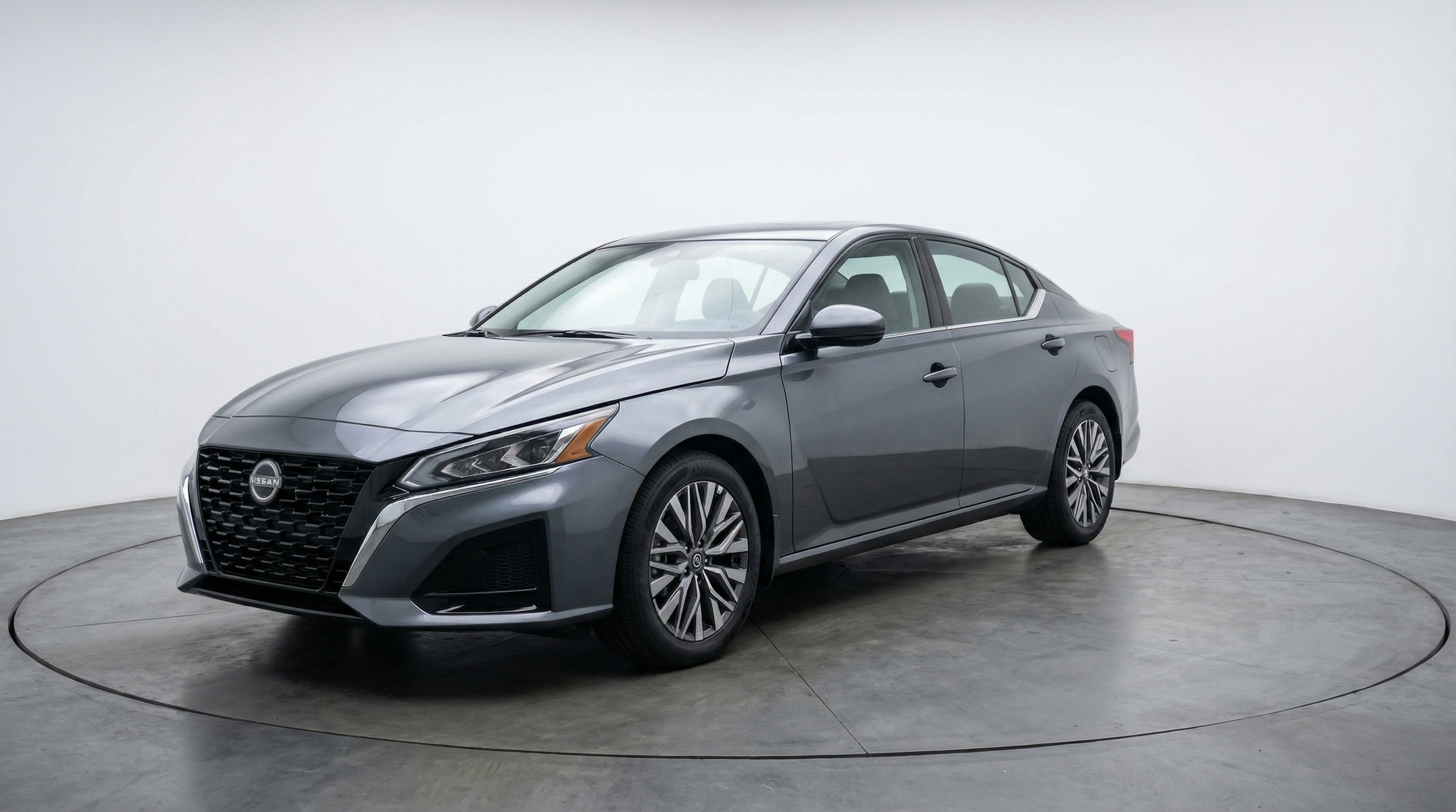 Thumbnail: 2025 Nissan Altima - 3