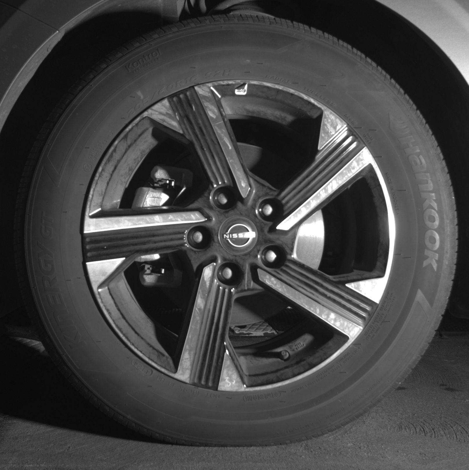 Thumbnail: 2025 Nissan Sentra - 9