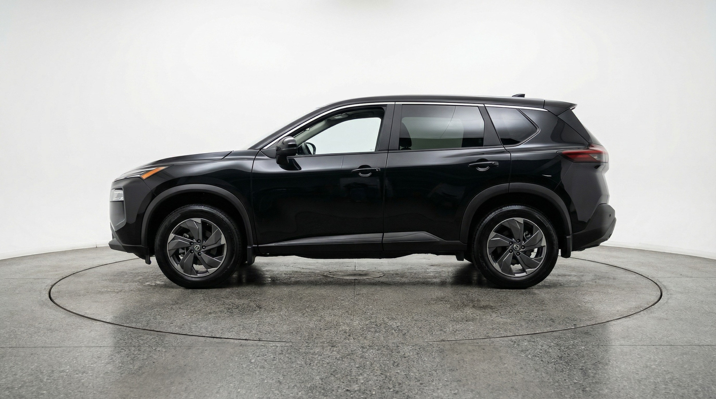 Thumbnail: 2025 Nissan Rogue - 4