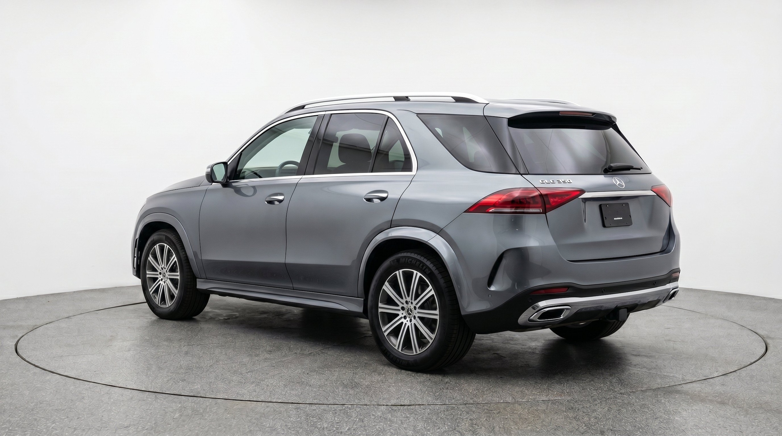 Thumbnail: 2026 Mercedes-Benz GLE - 6