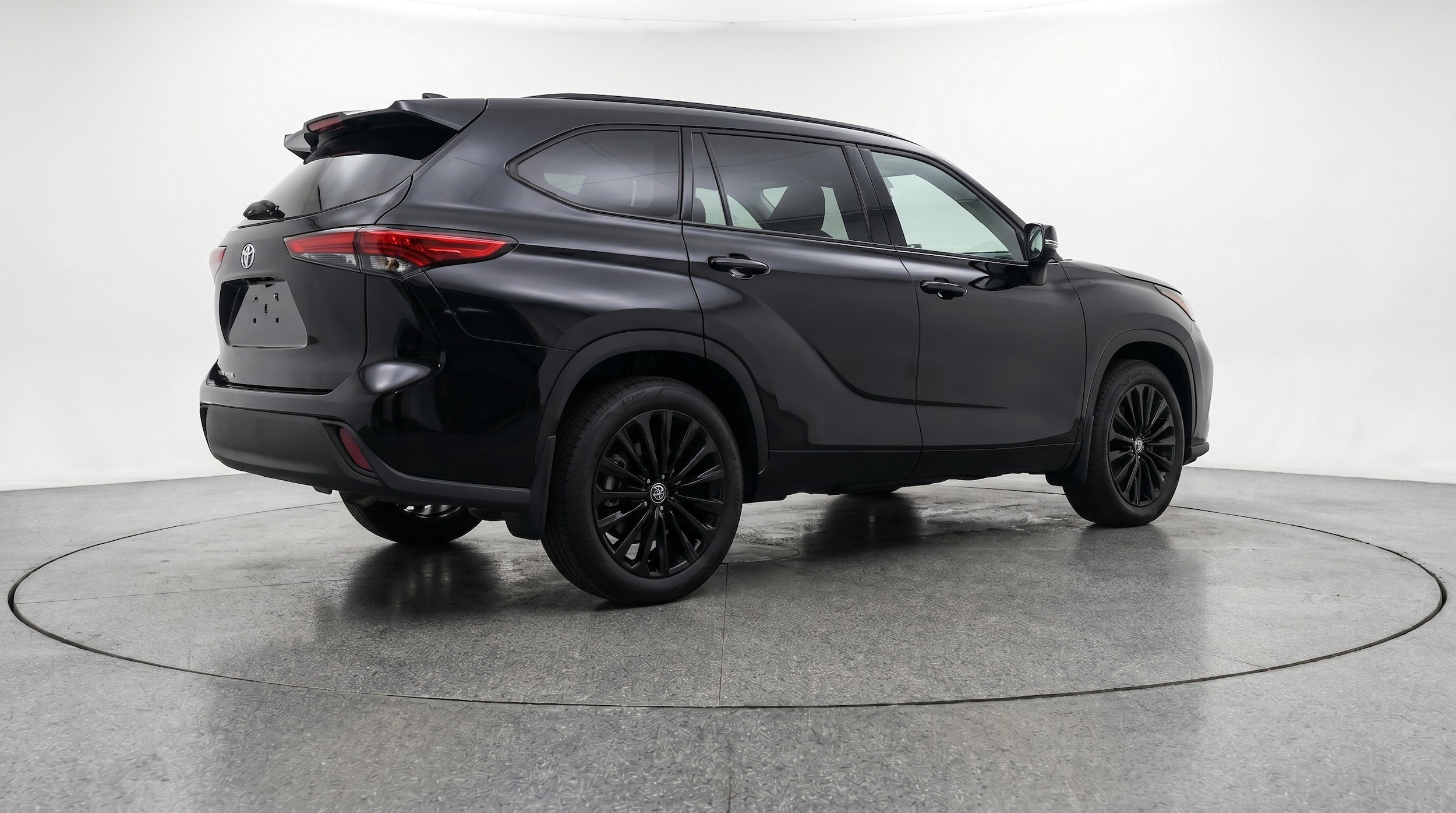 Thumbnail: 2025 Toyota Highlander - 9