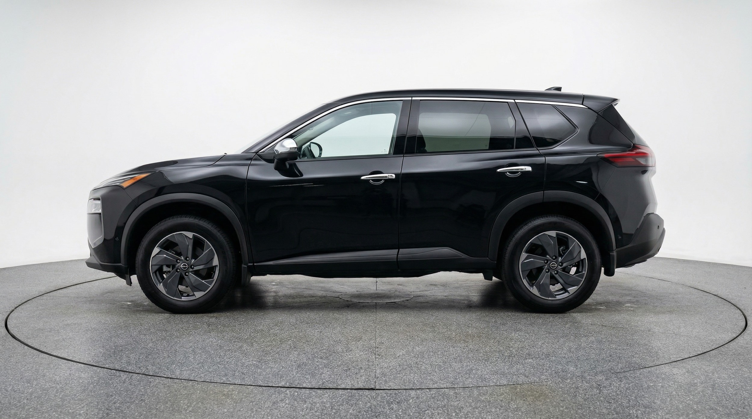 Thumbnail: 2025 Nissan Rogue - 4