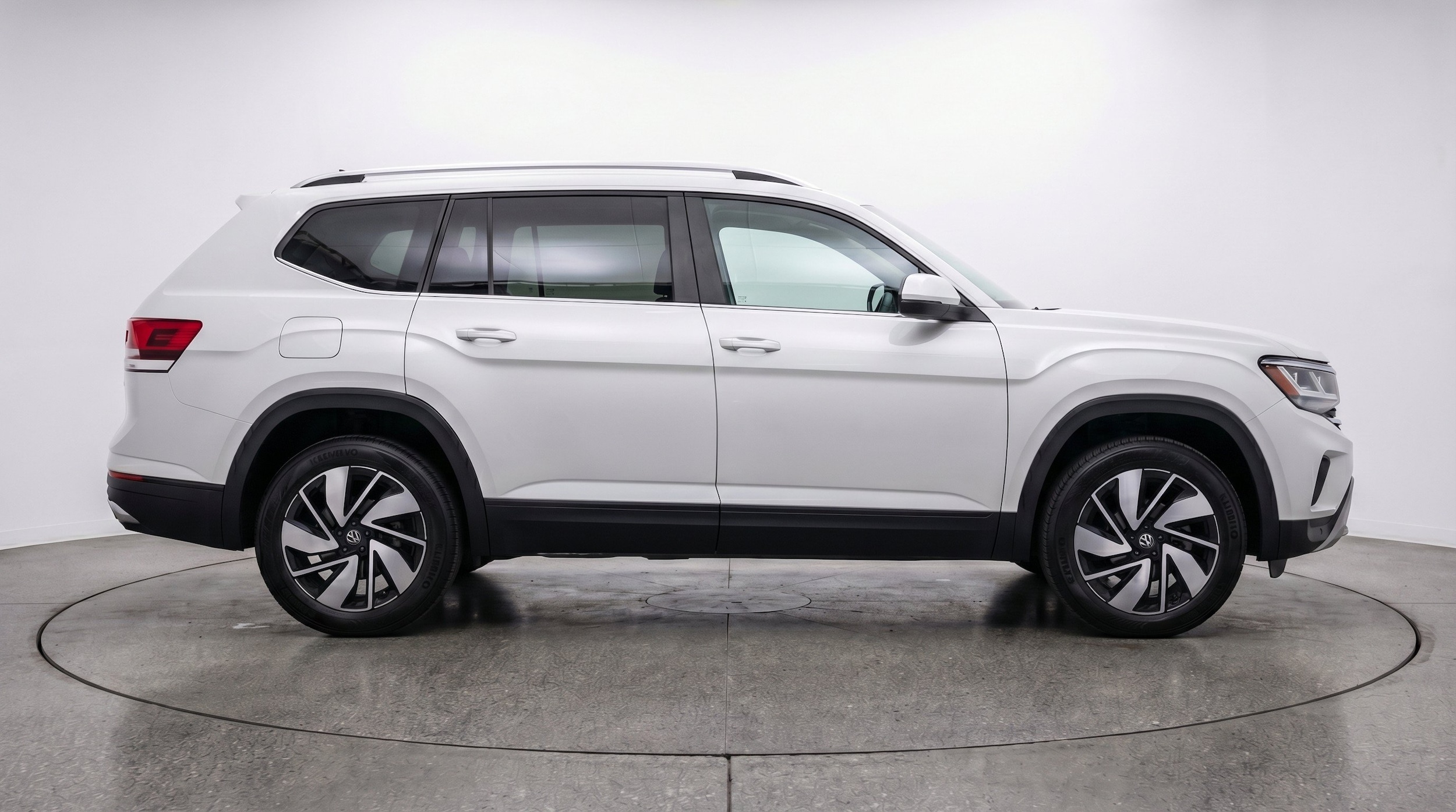 Thumbnail: 2026 Volkswagen Atlas - 11